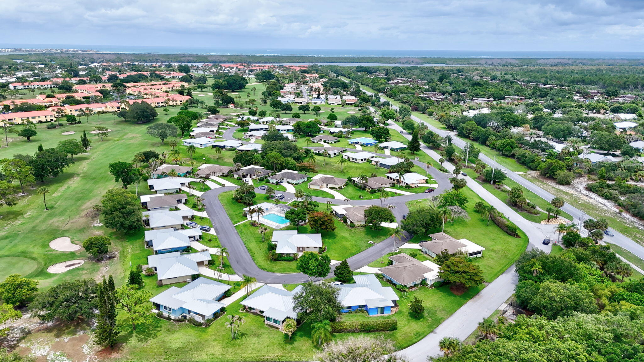 FAIRWAY VILLAS OF MILES GRANT CONDO - Residential