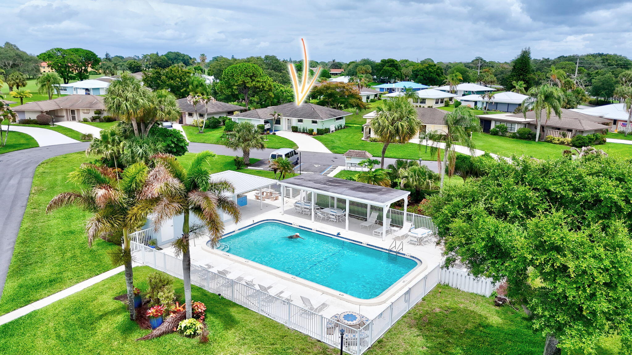 FAIRWAY VILLAS OF MILES GRANT CONDO - Residential