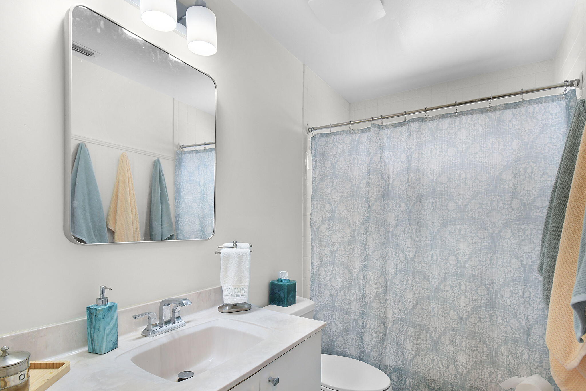 FAIRWAY VILLAS OF MILES GRANT CONDO - Residential