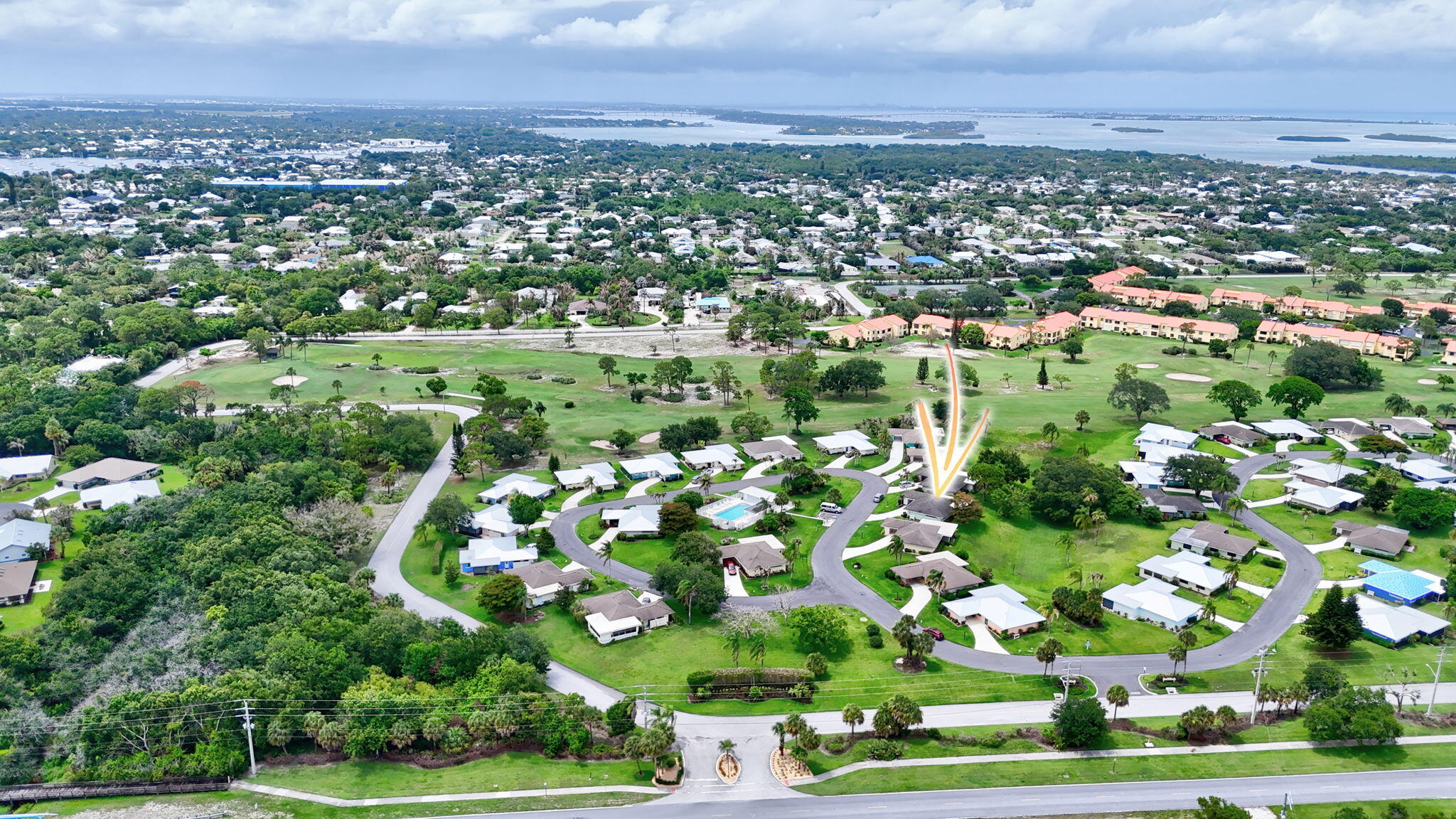 FAIRWAY VILLAS OF MILES GRANT CONDO - Residential