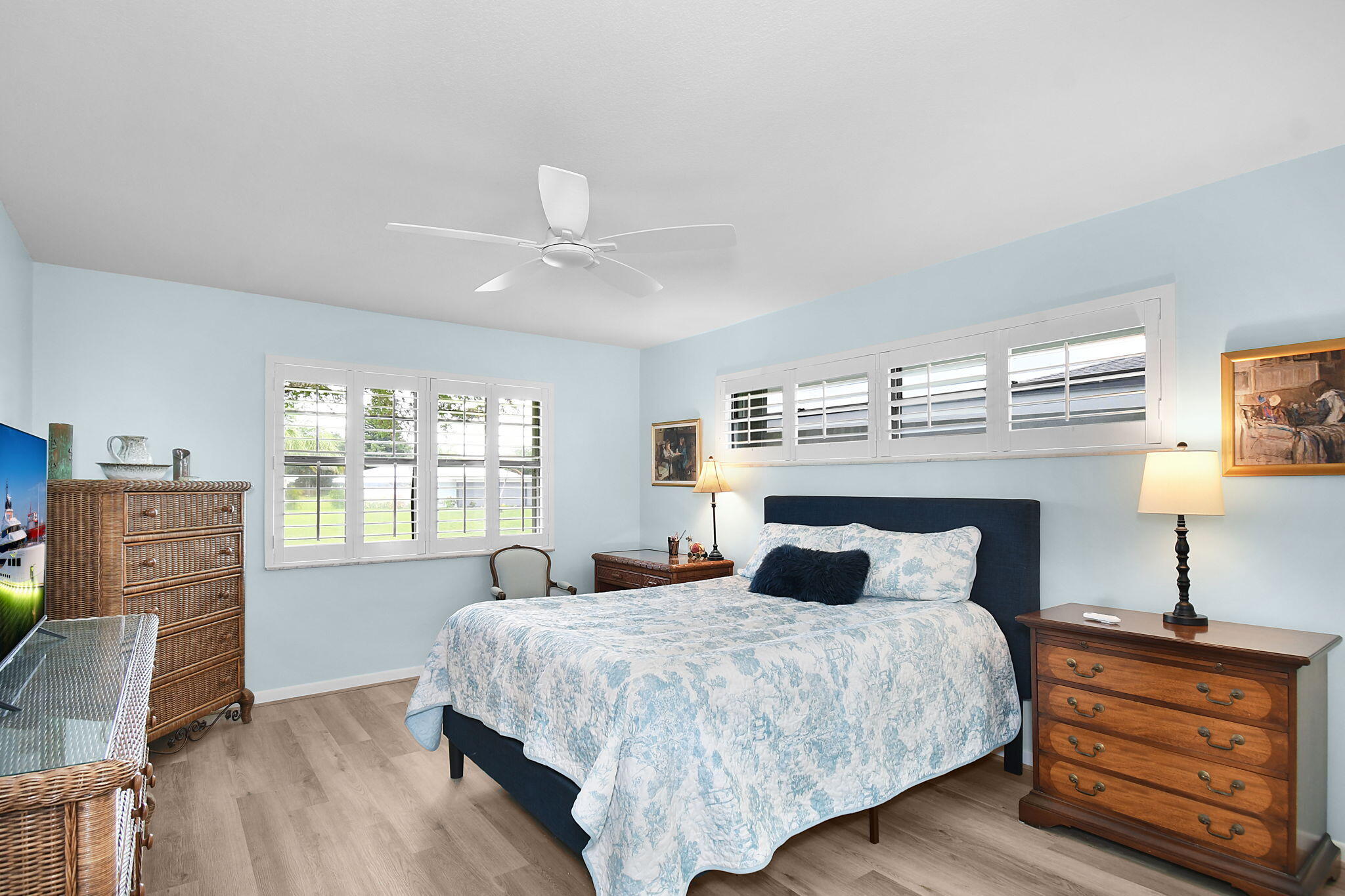 FAIRWAY VILLAS OF MILES GRANT CONDO - Residential