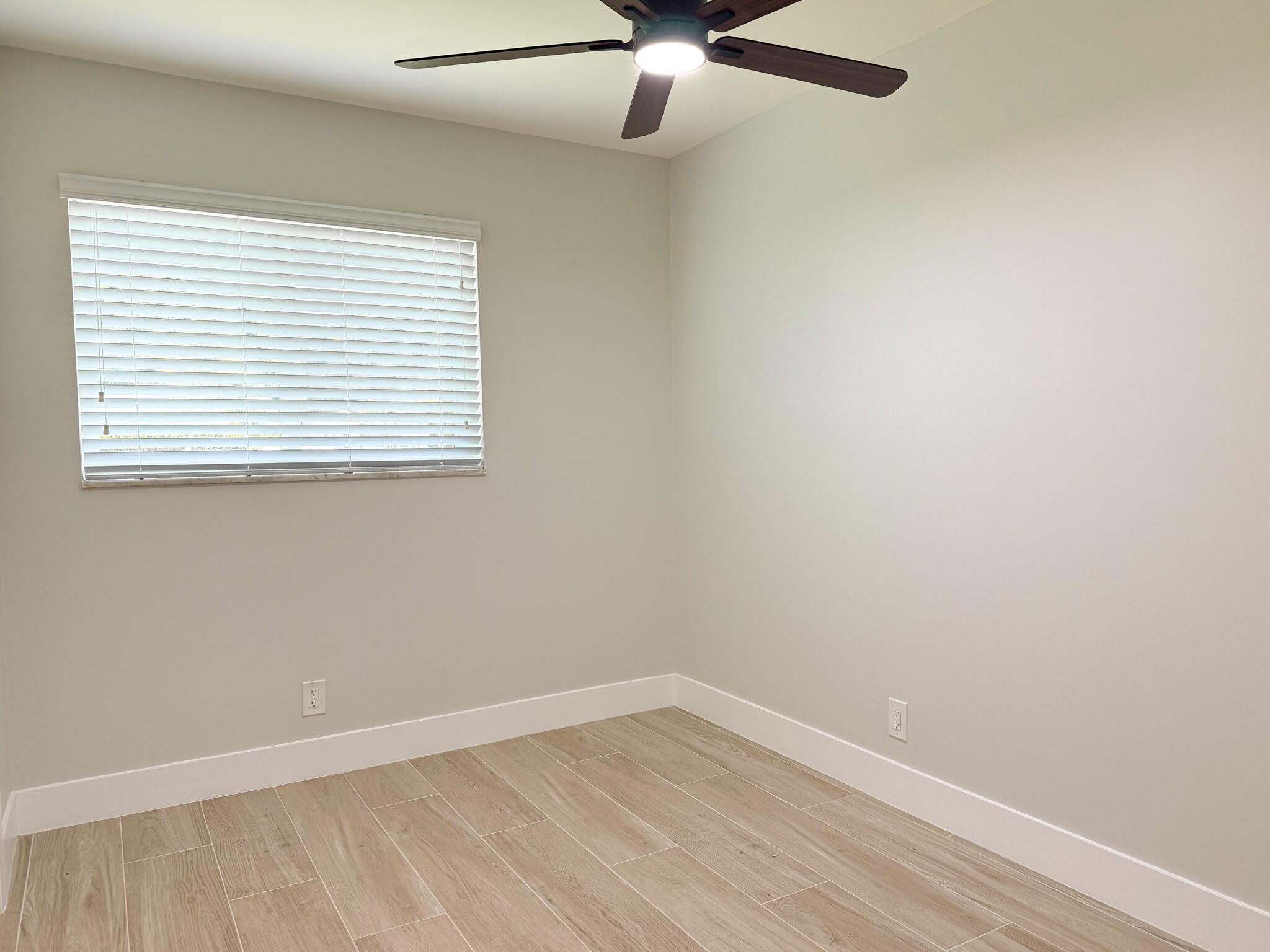 PALM BEACH FARMS CO 3 - Residential