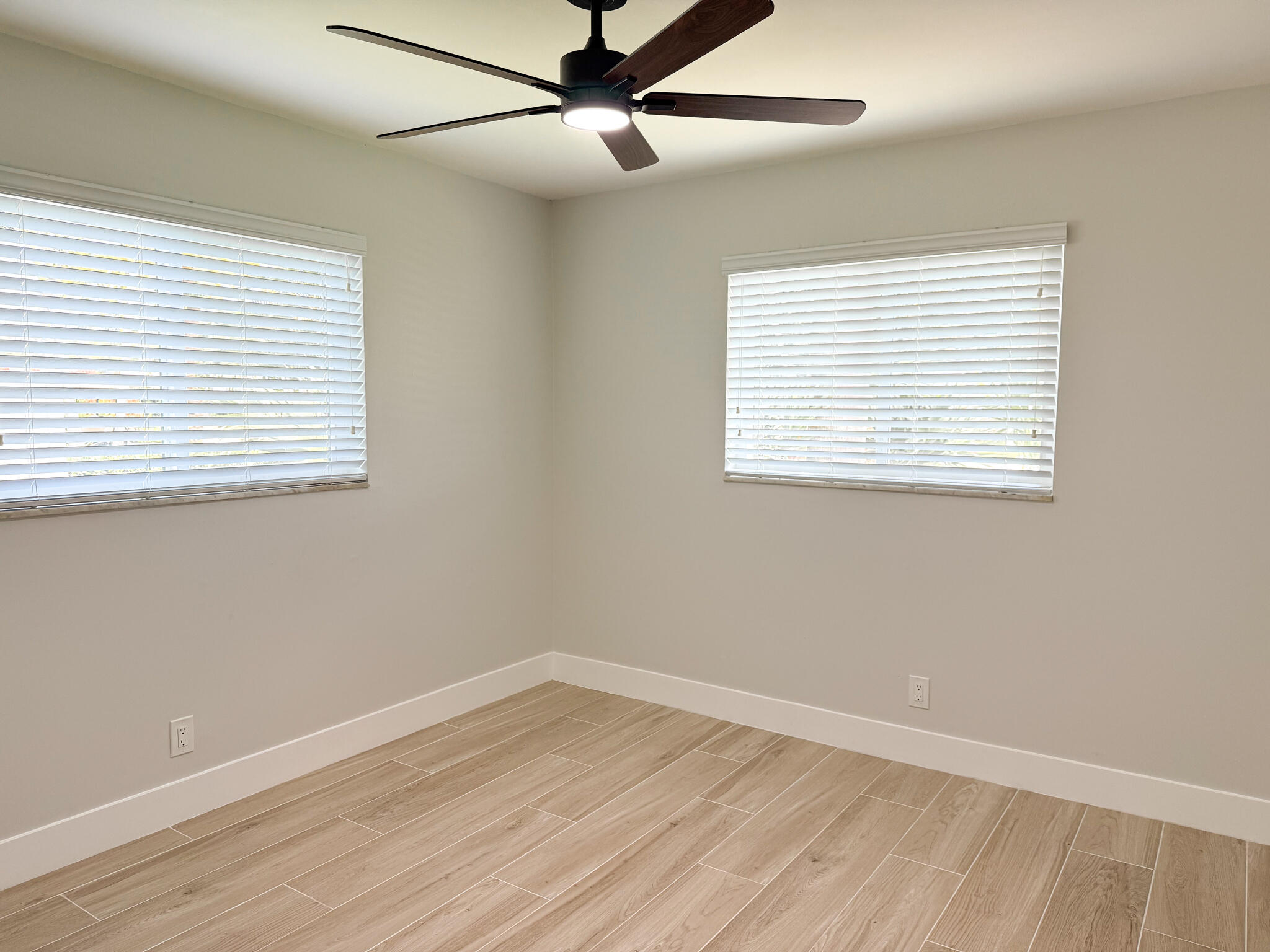 PALM BEACH FARMS CO 3 - Residential