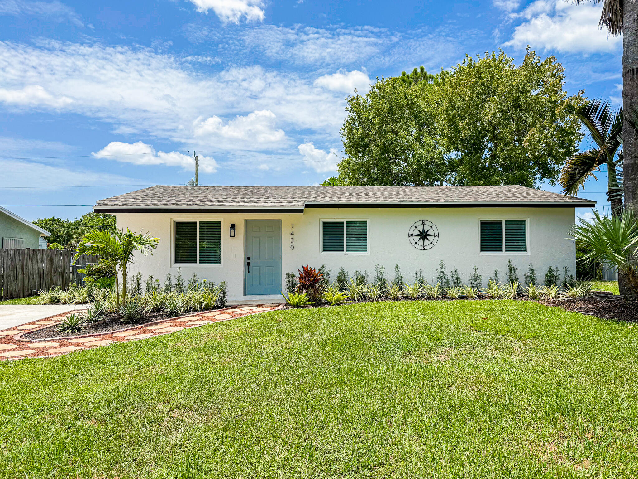PALM BEACH FARMS CO 3 - Residential