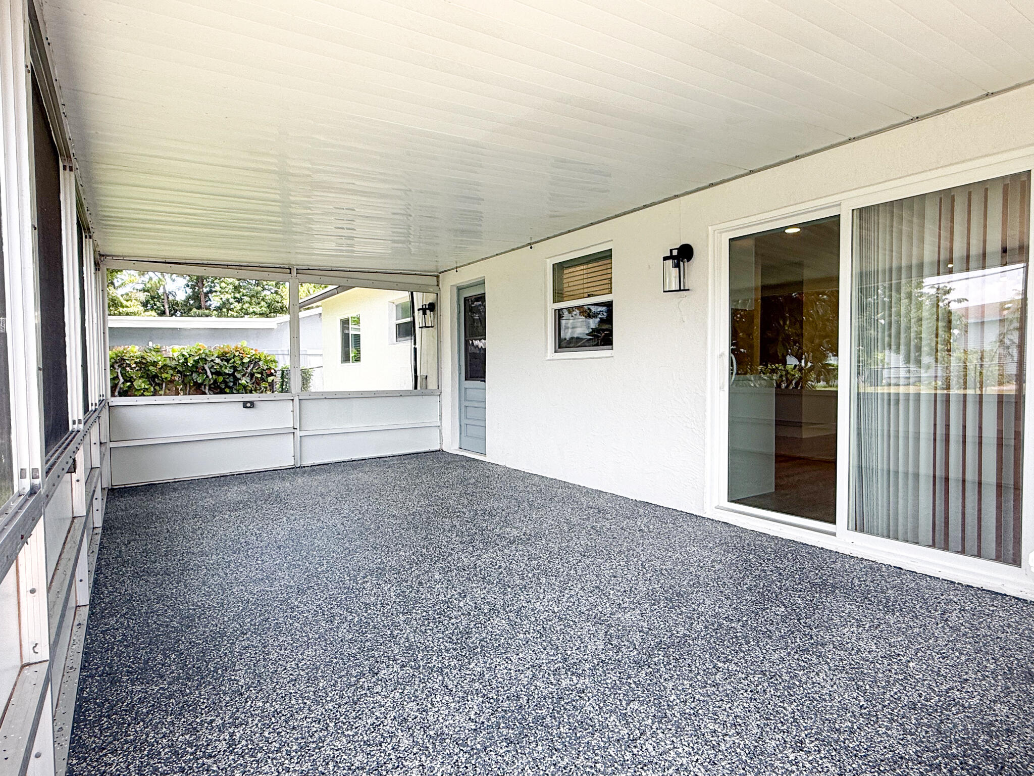 PALM BEACH FARMS CO 3 - Residential