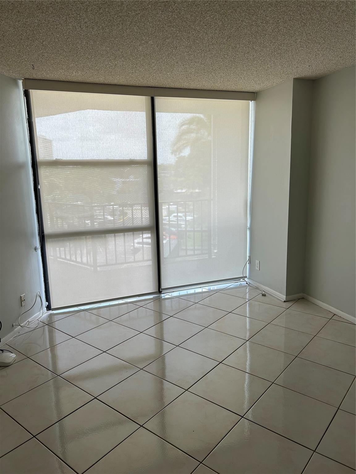 OCEANVIEW PARK CONDO - Residential Lease