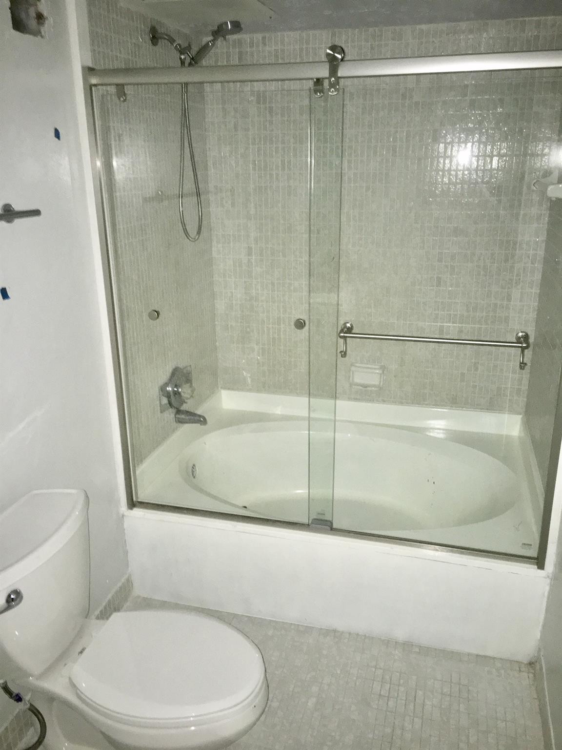 OCEANVIEW PARK CONDO - Residential Lease