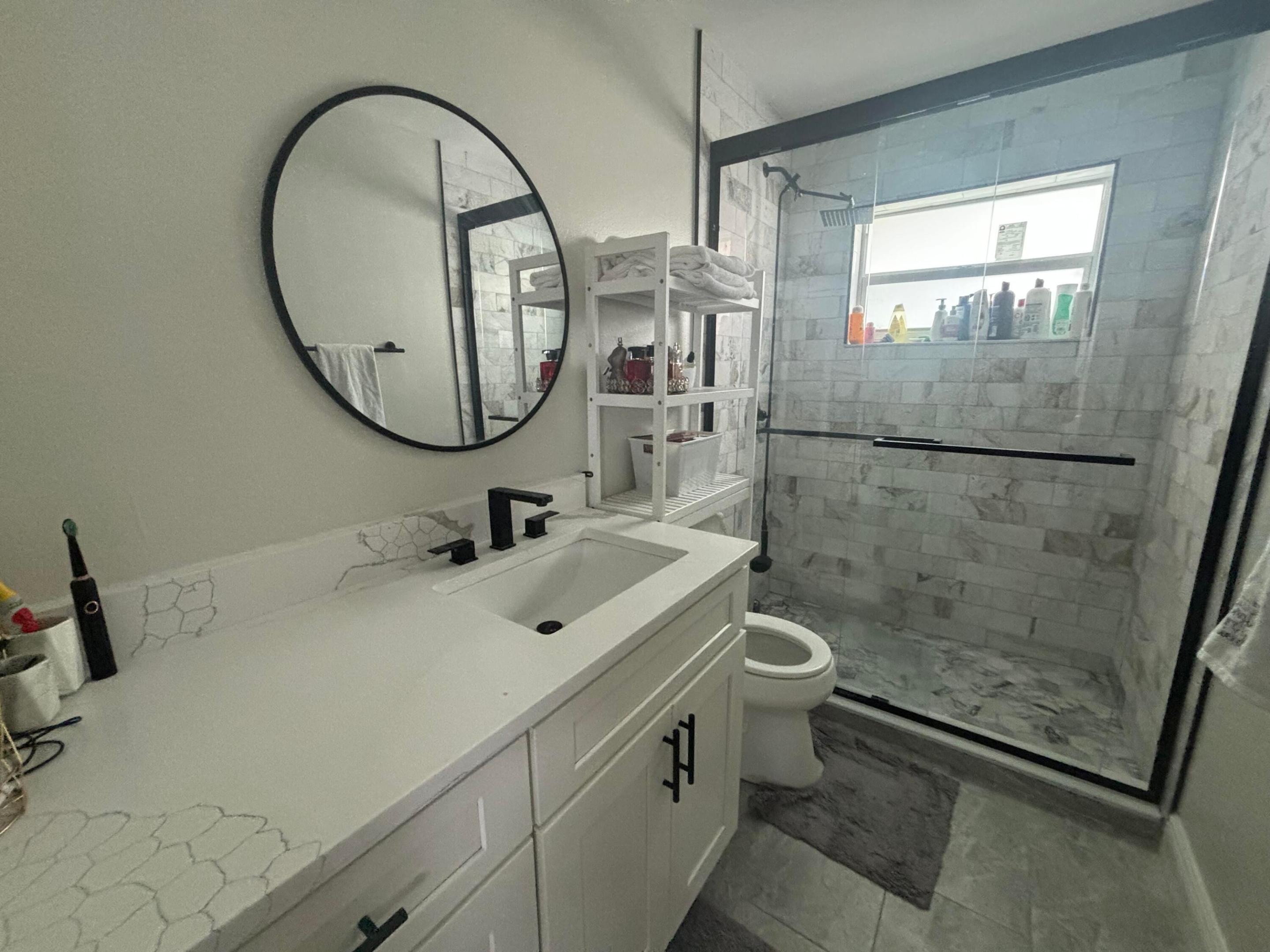 PINECREST CONDO - Residential