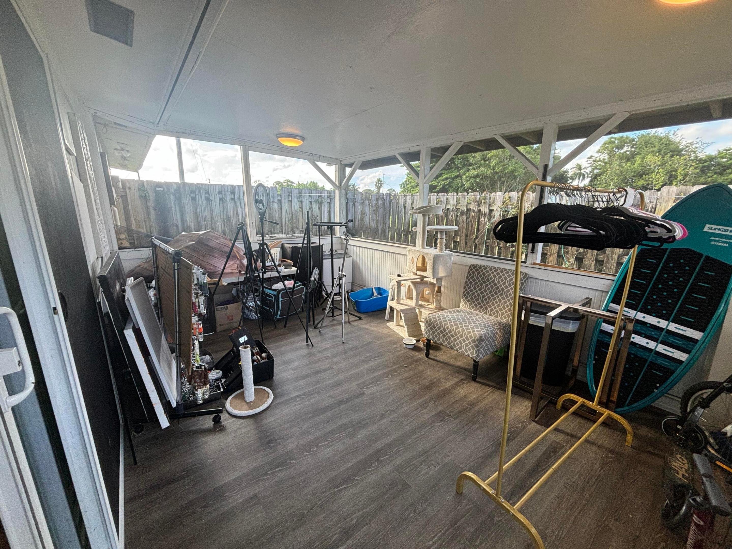 PINECREST CONDO - Residential