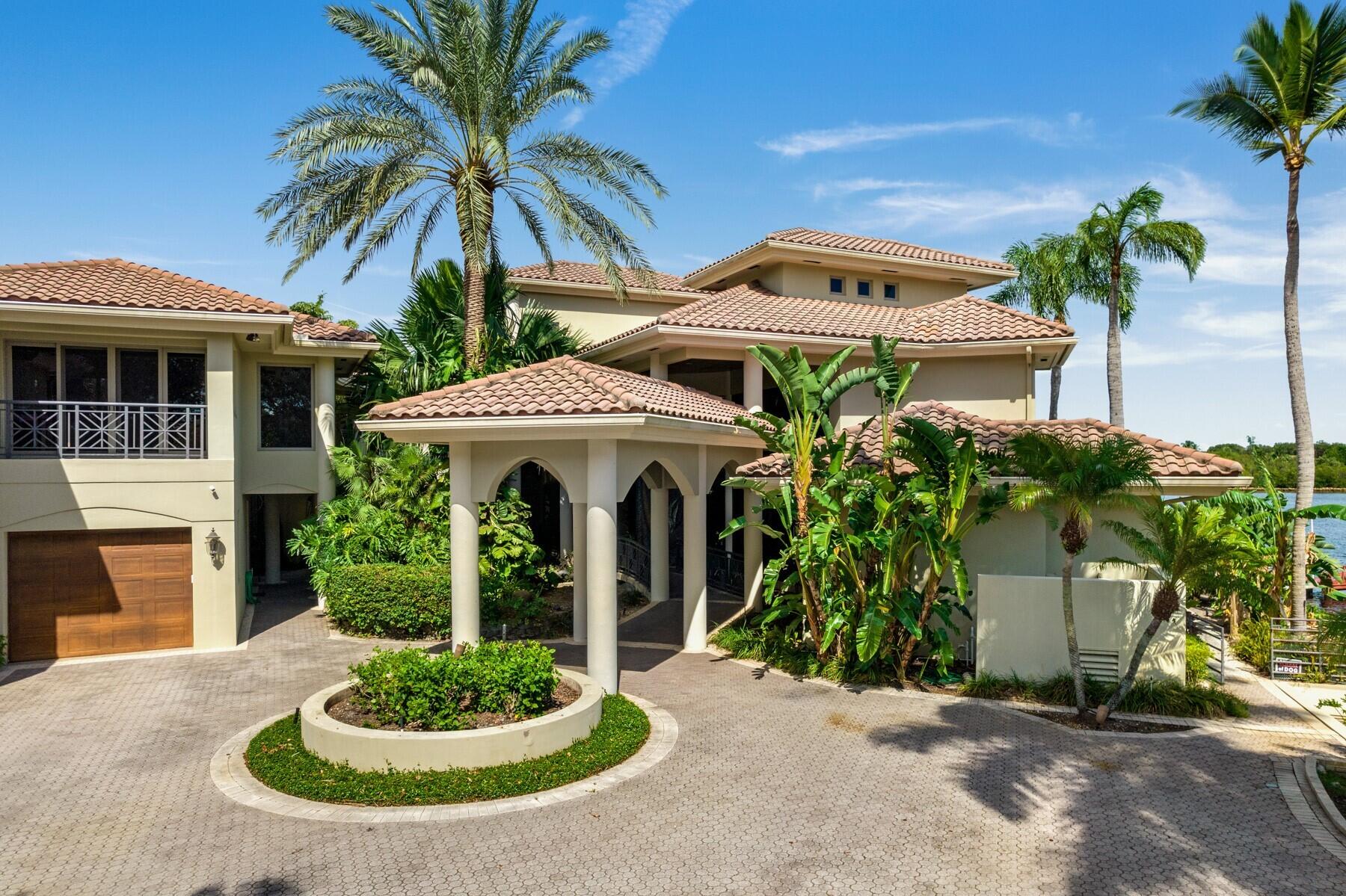 Admirals Cove - Residential