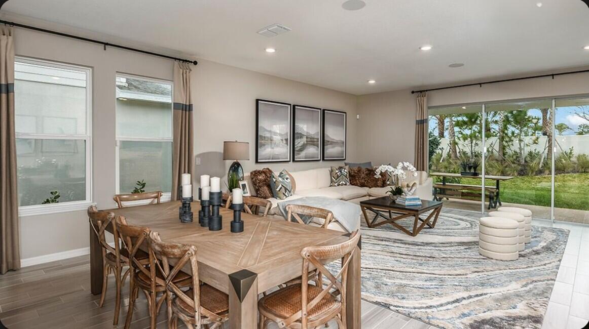 VERANDA OAKS - Residential