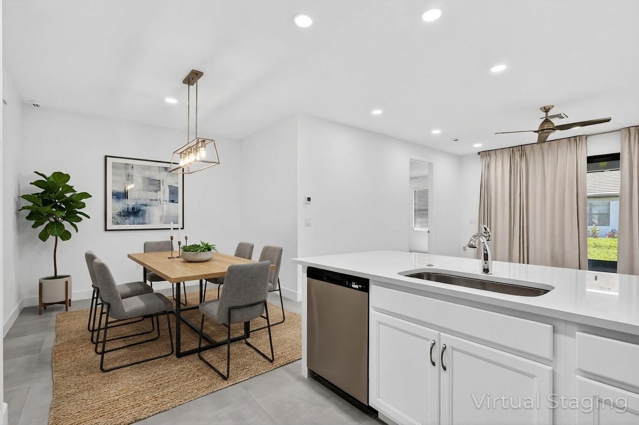 VALENCIA PARC - Residential Lease