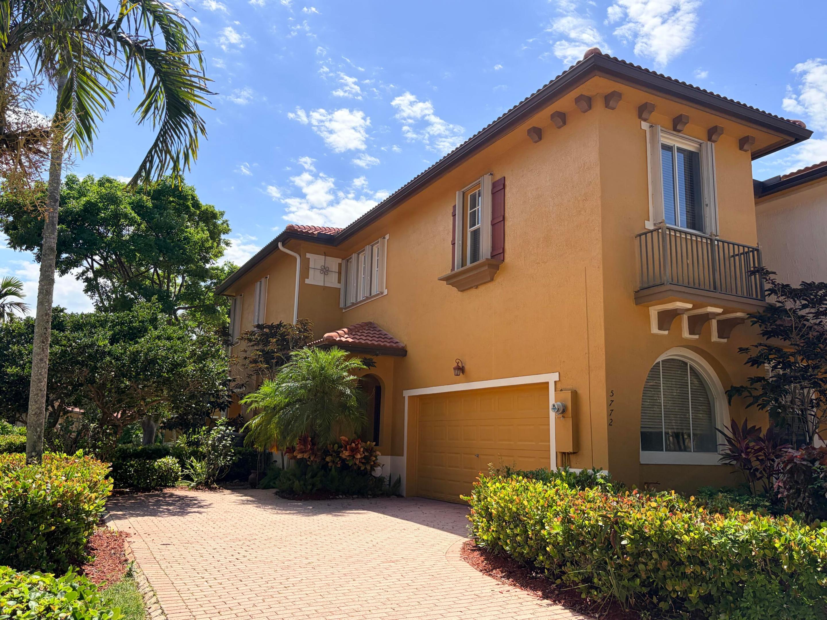 HERON BAY SOUTH - Residential Lease