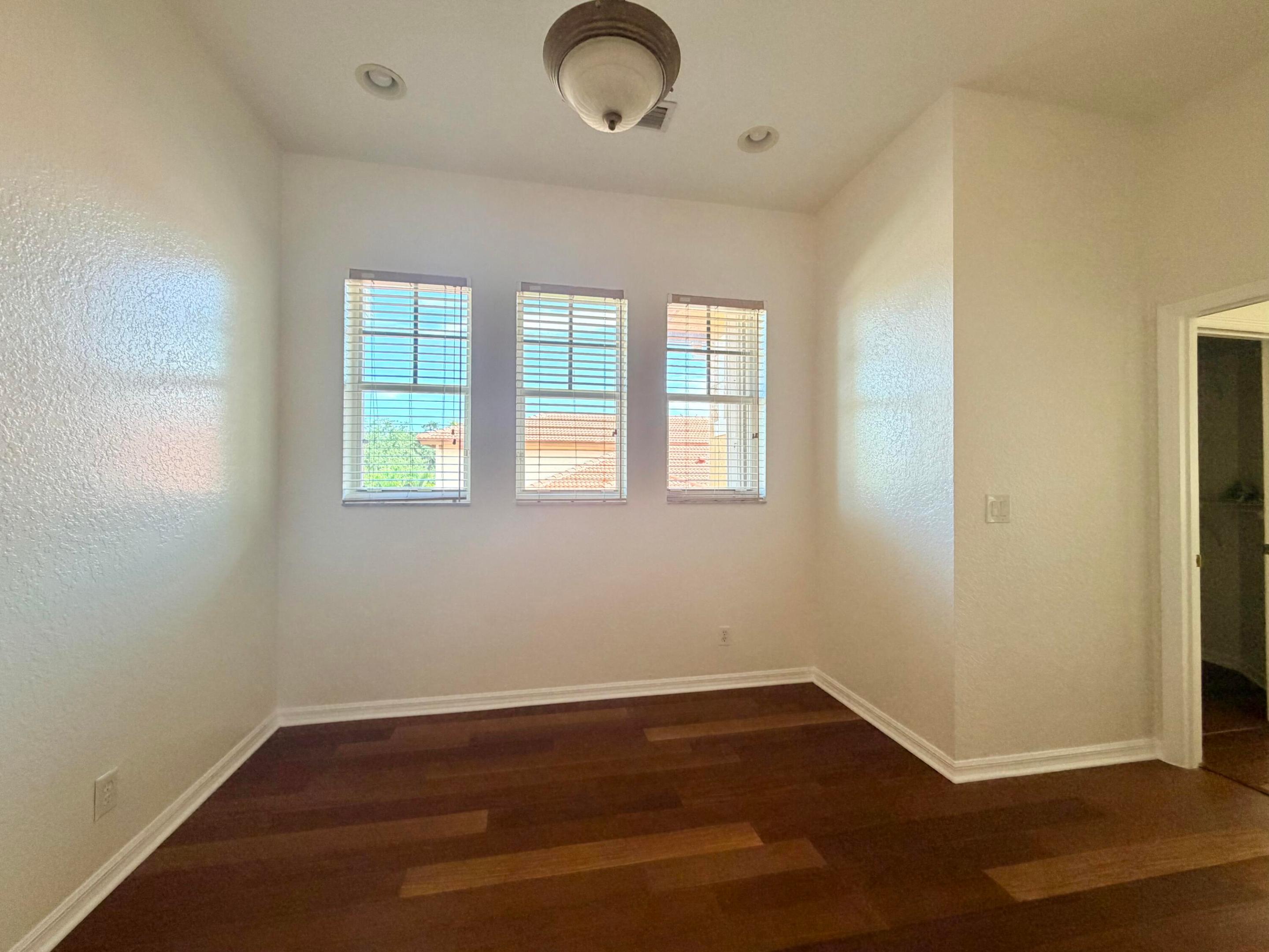 HERON BAY SOUTH - Residential Lease