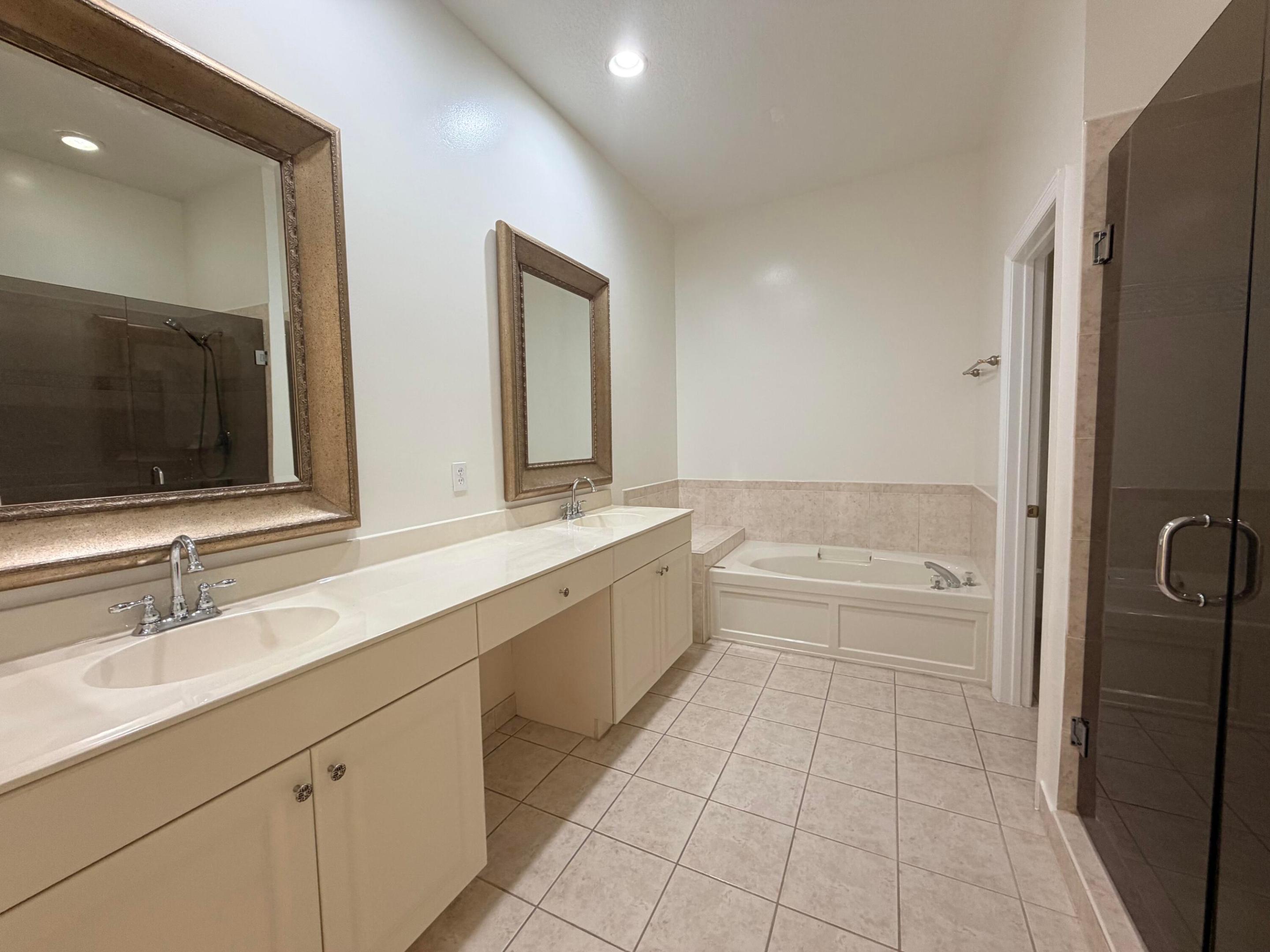 HERON BAY SOUTH - Residential Lease