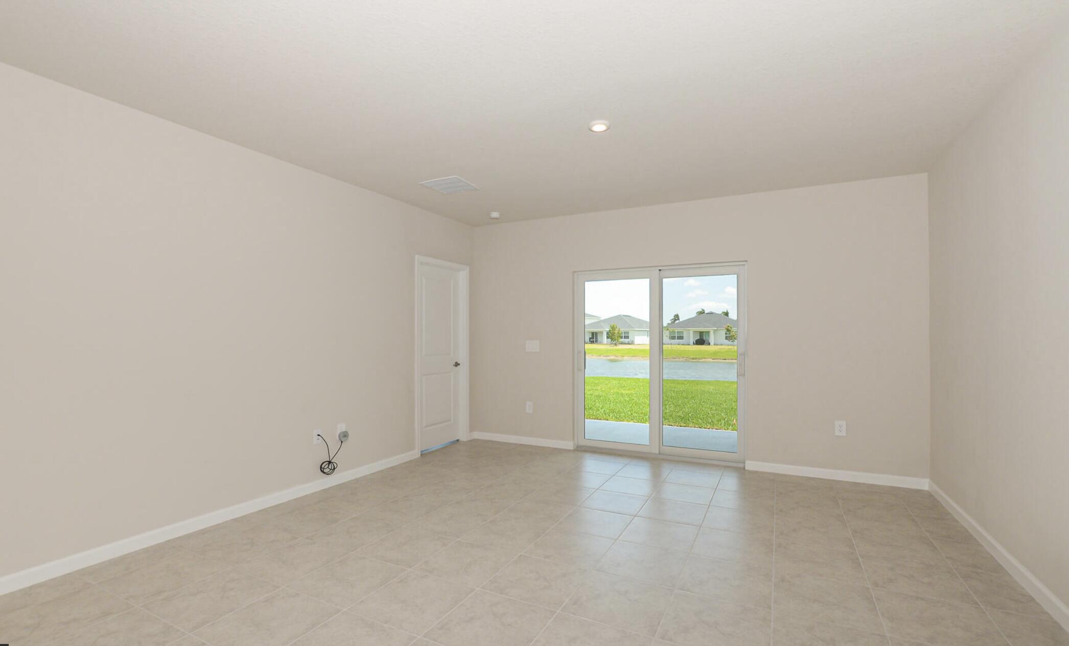 VERANO SOUTH PUD 1 - POD G - PLAT NO. 2 - Residential Lease