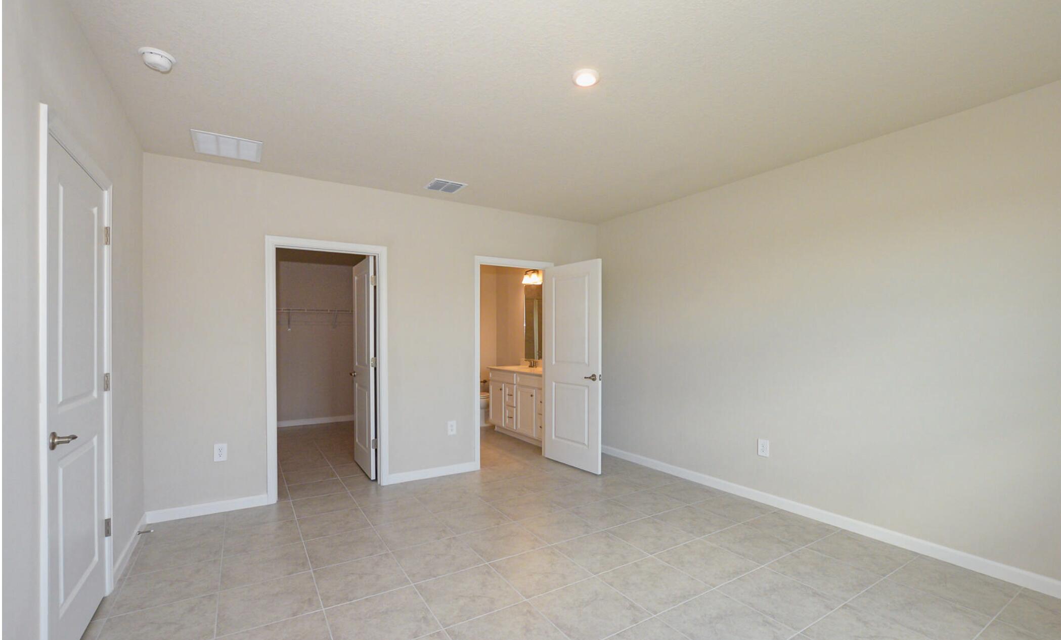 VERANO SOUTH PUD 1 - POD G - PLAT NO. 2 - Residential Lease