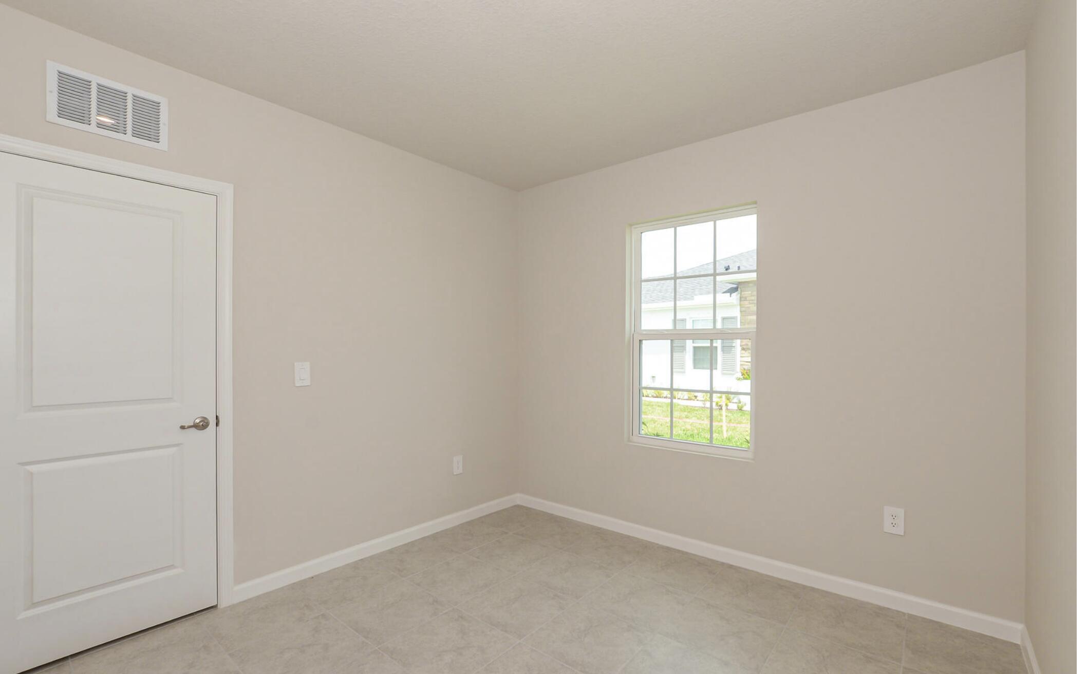 VERANO SOUTH PUD 1 - POD G - PLAT NO. 2 - Residential Lease