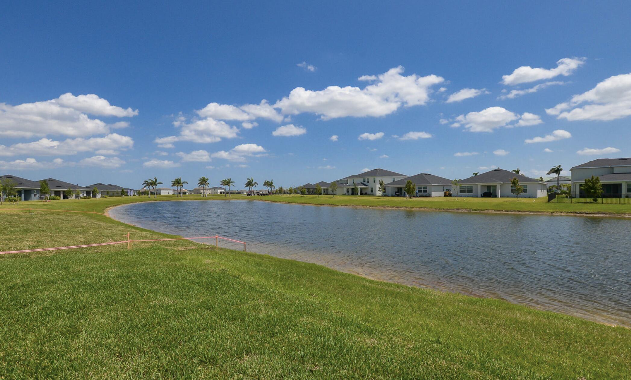 VERANO SOUTH PUD 1 - POD G - PLAT NO. 2 - Residential Lease