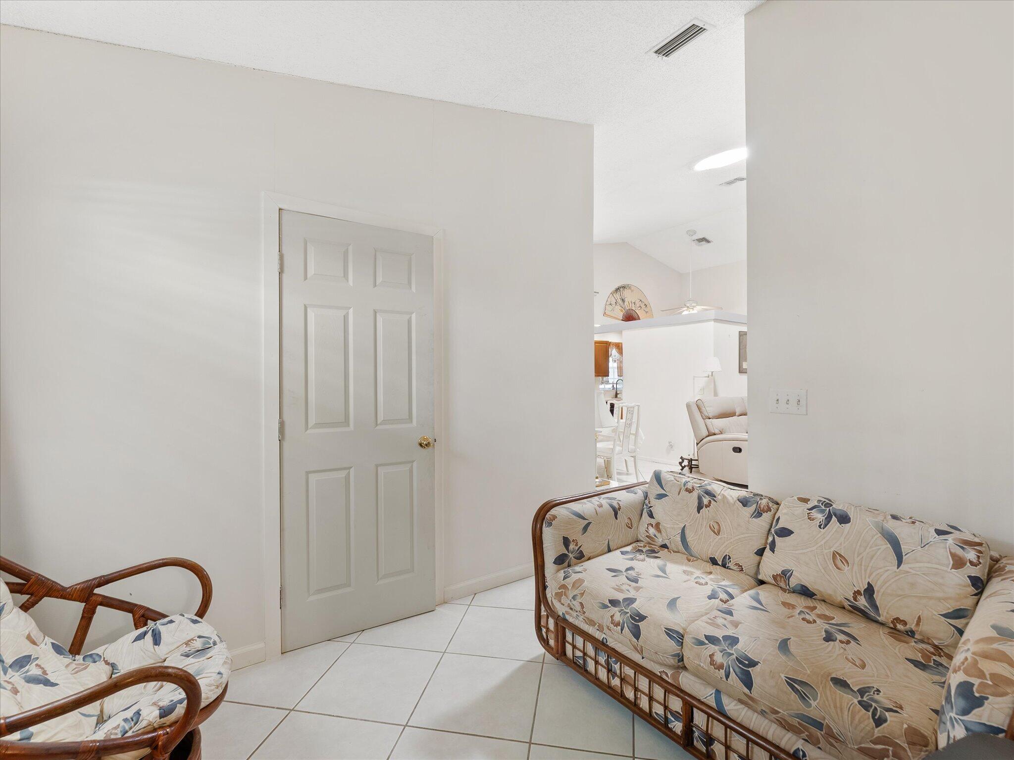 CYPRESS LAKES 10 - Residential