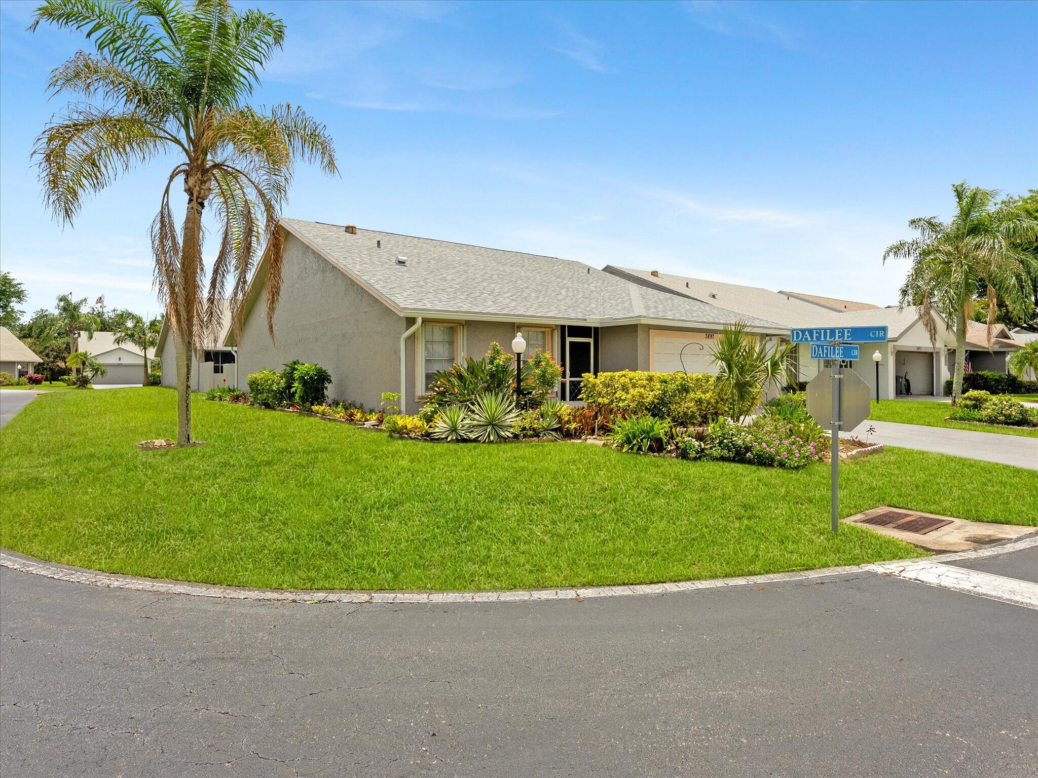 CYPRESS LAKES 10 - Residential