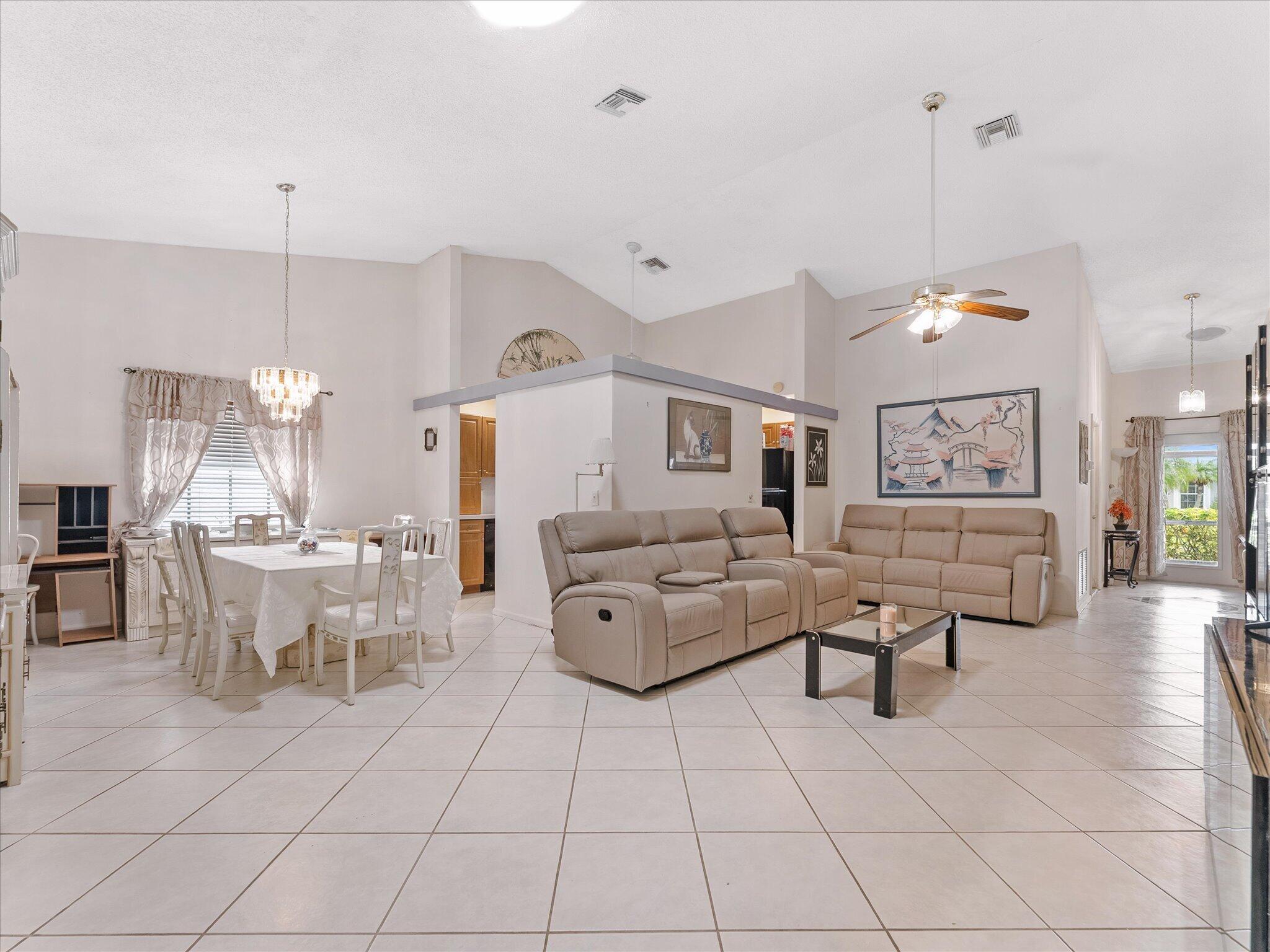 CYPRESS LAKES 10 - Residential