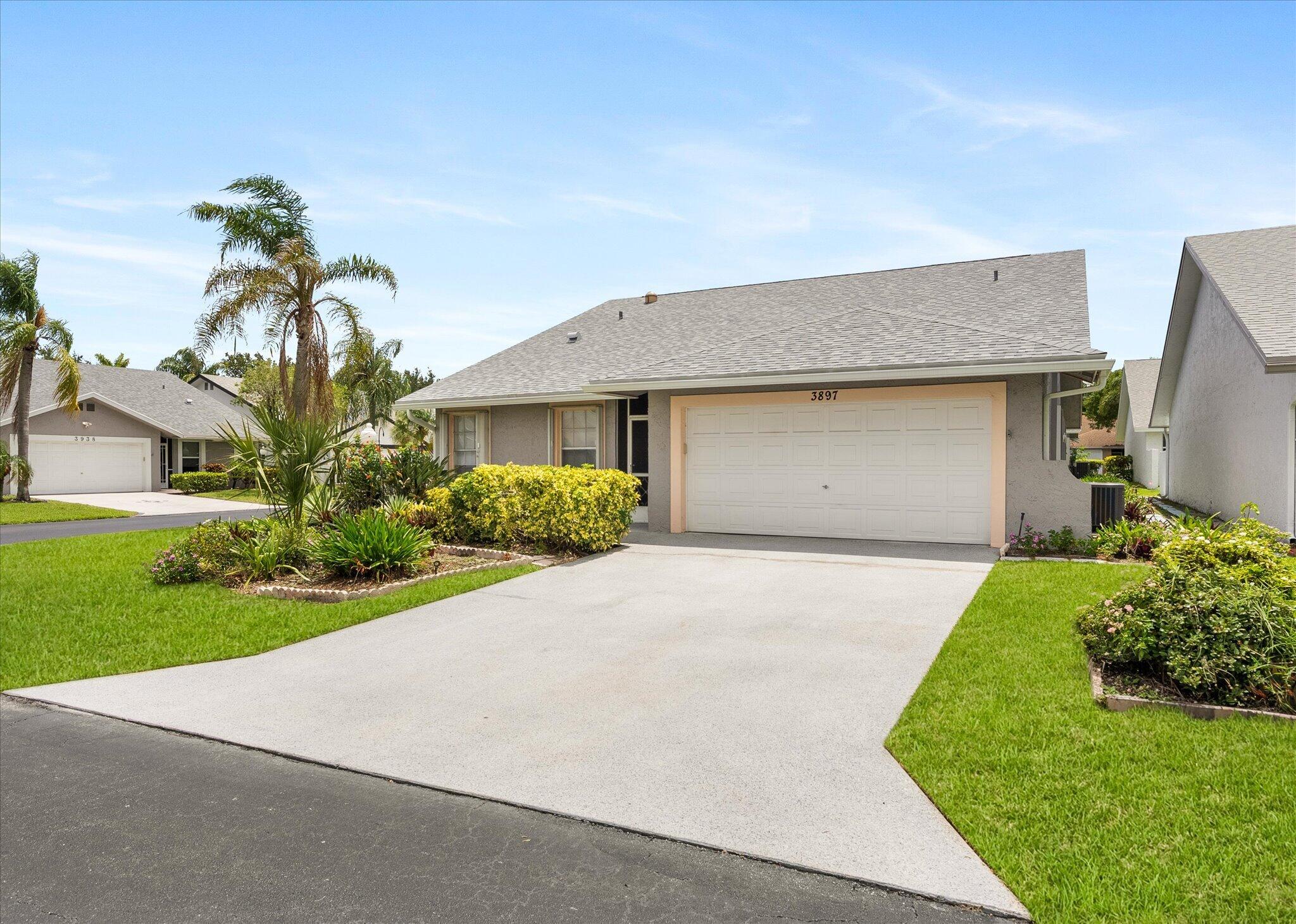 CYPRESS LAKES 10 - Residential