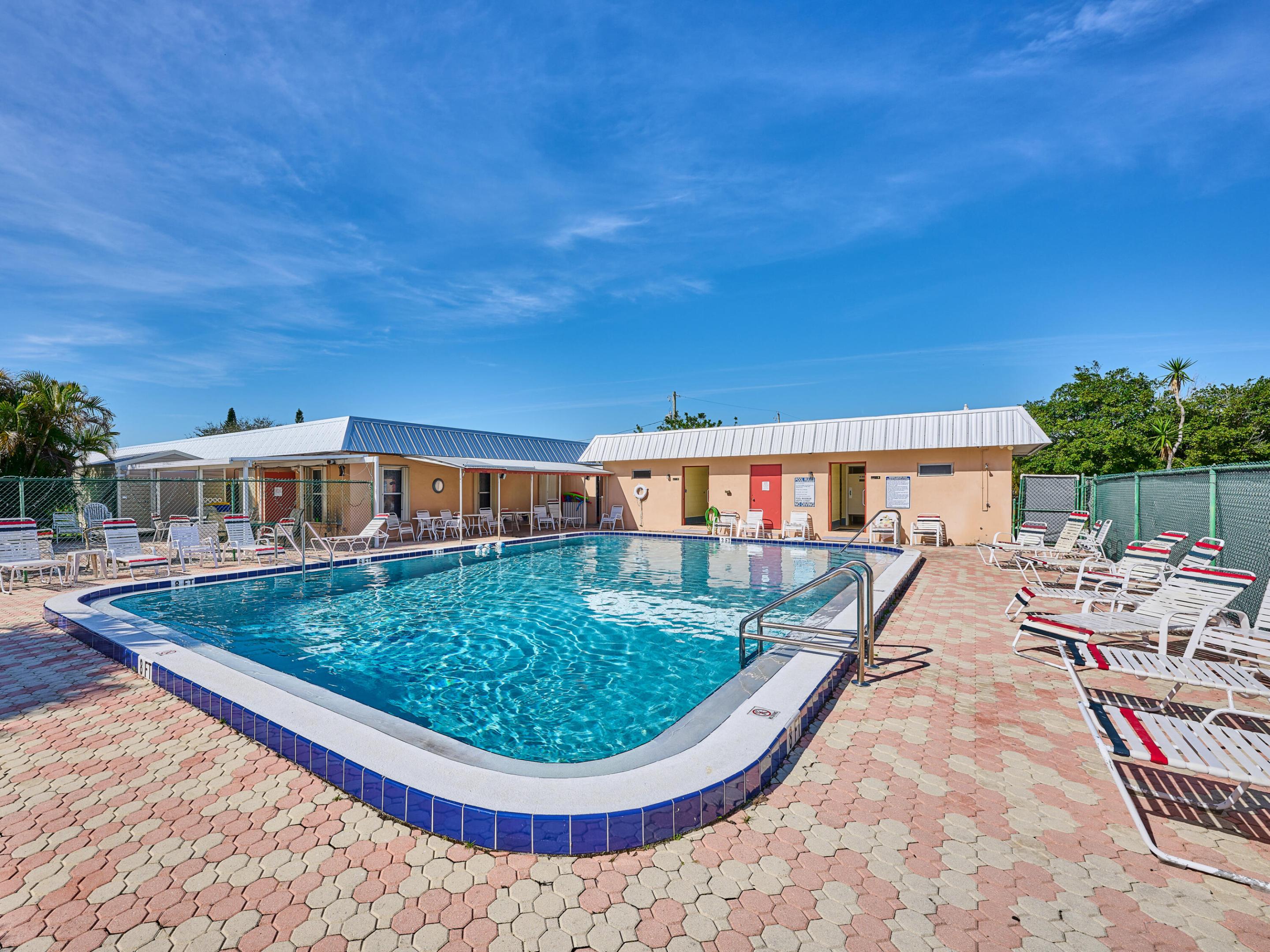 RIDGEWAY - Residential