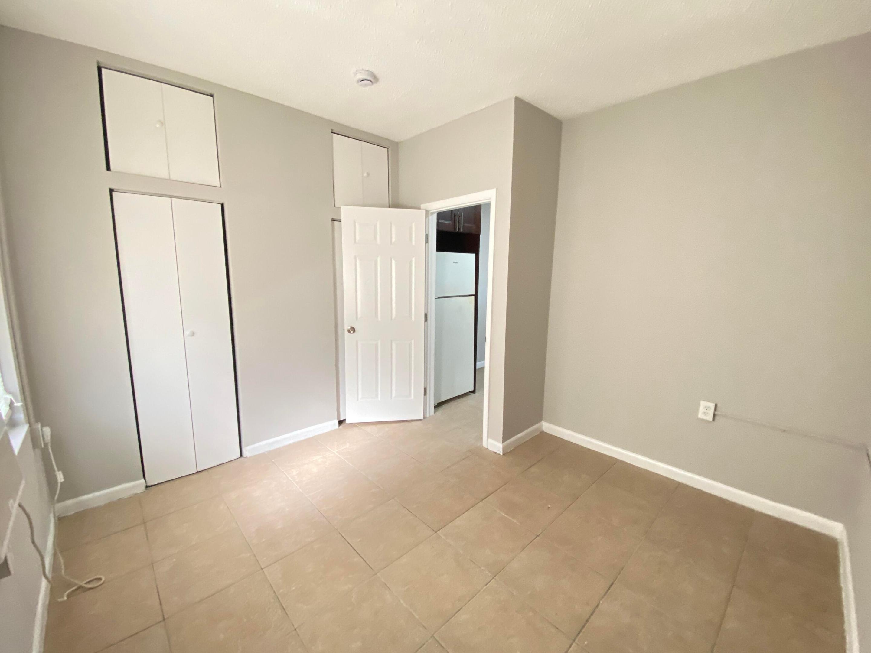 LAKE WORTH TOWN OF - Residential Income