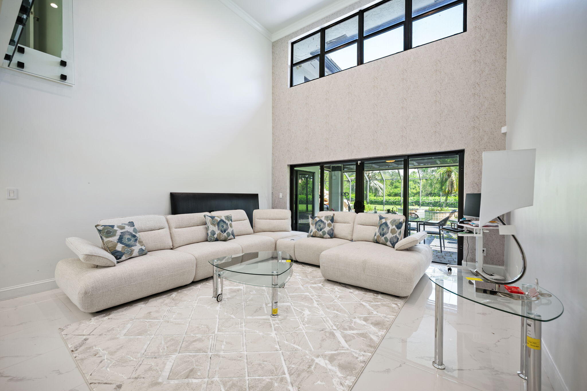 MYSTIQUE - Residential