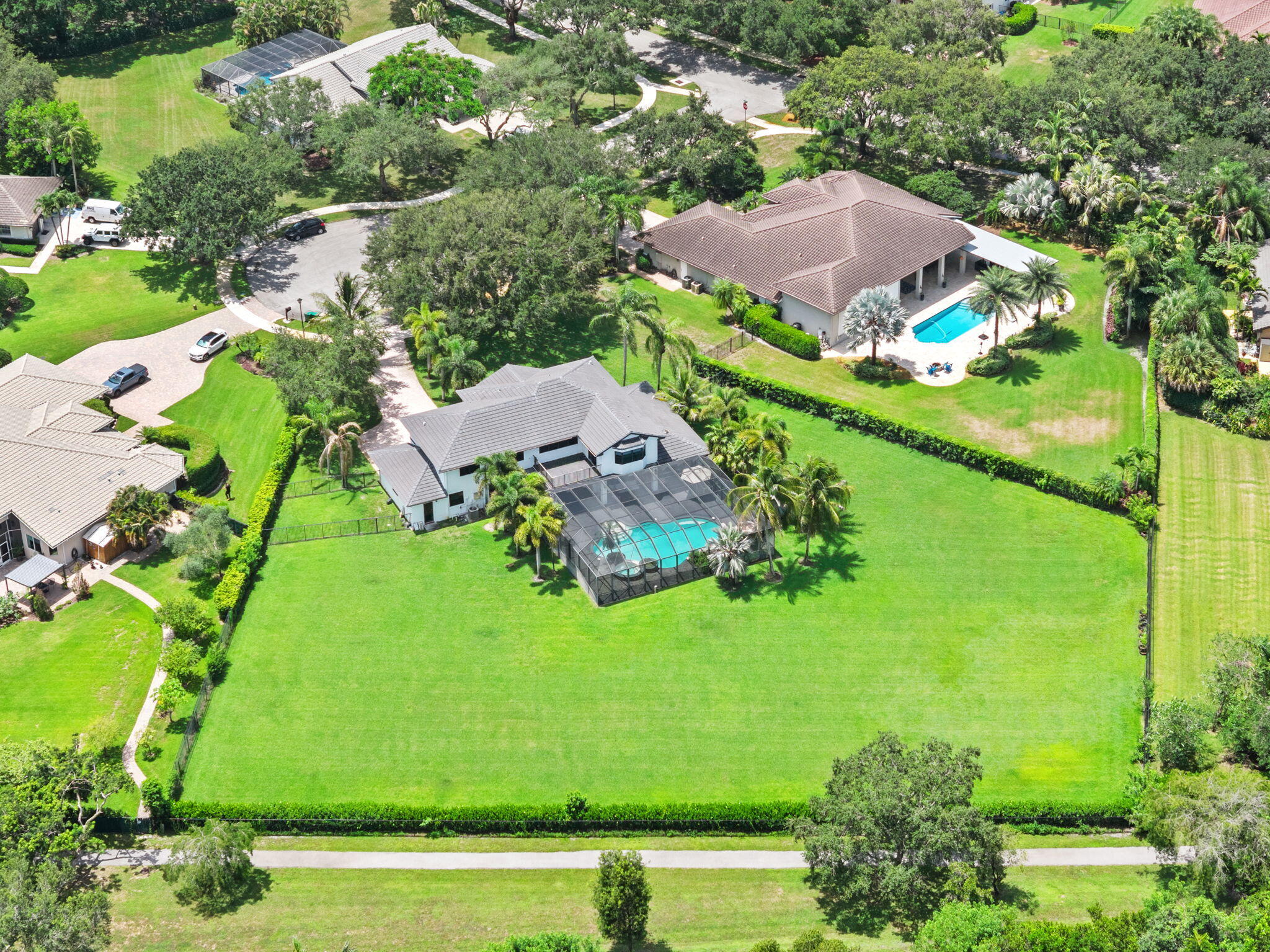 MYSTIQUE - Residential