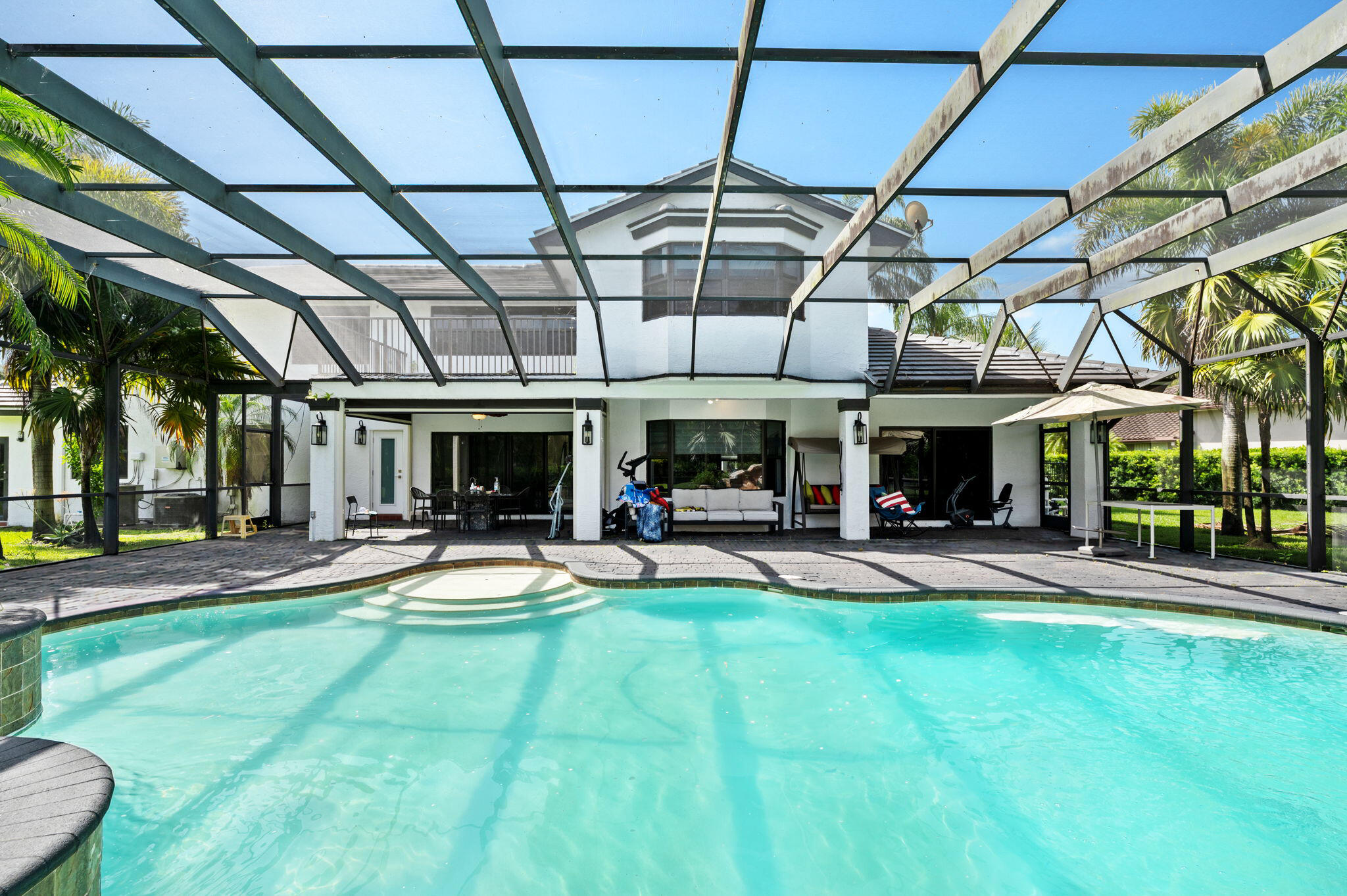 MYSTIQUE - Residential