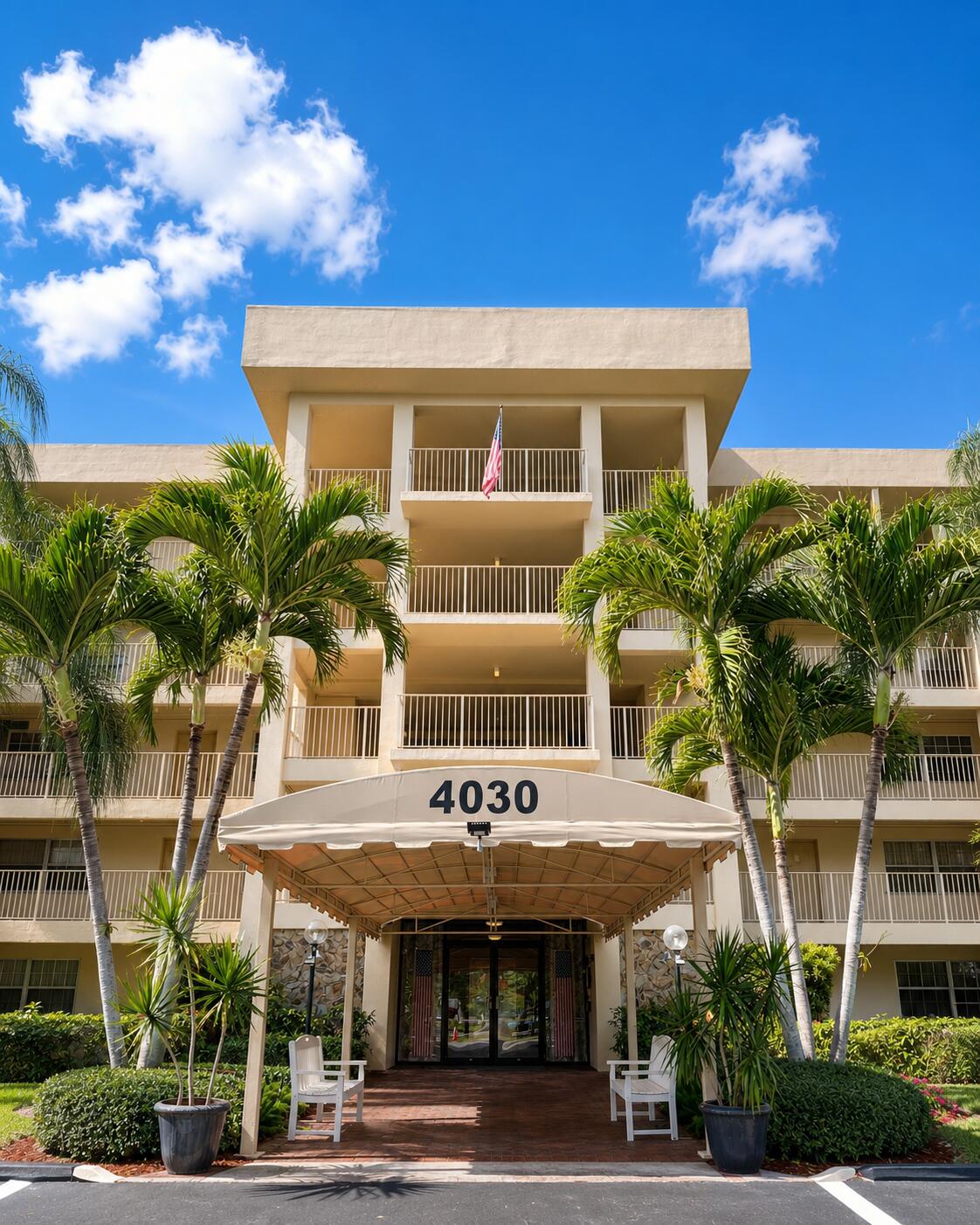 NO 102 PALM-AIRE COUNTRY CLUB - Residential