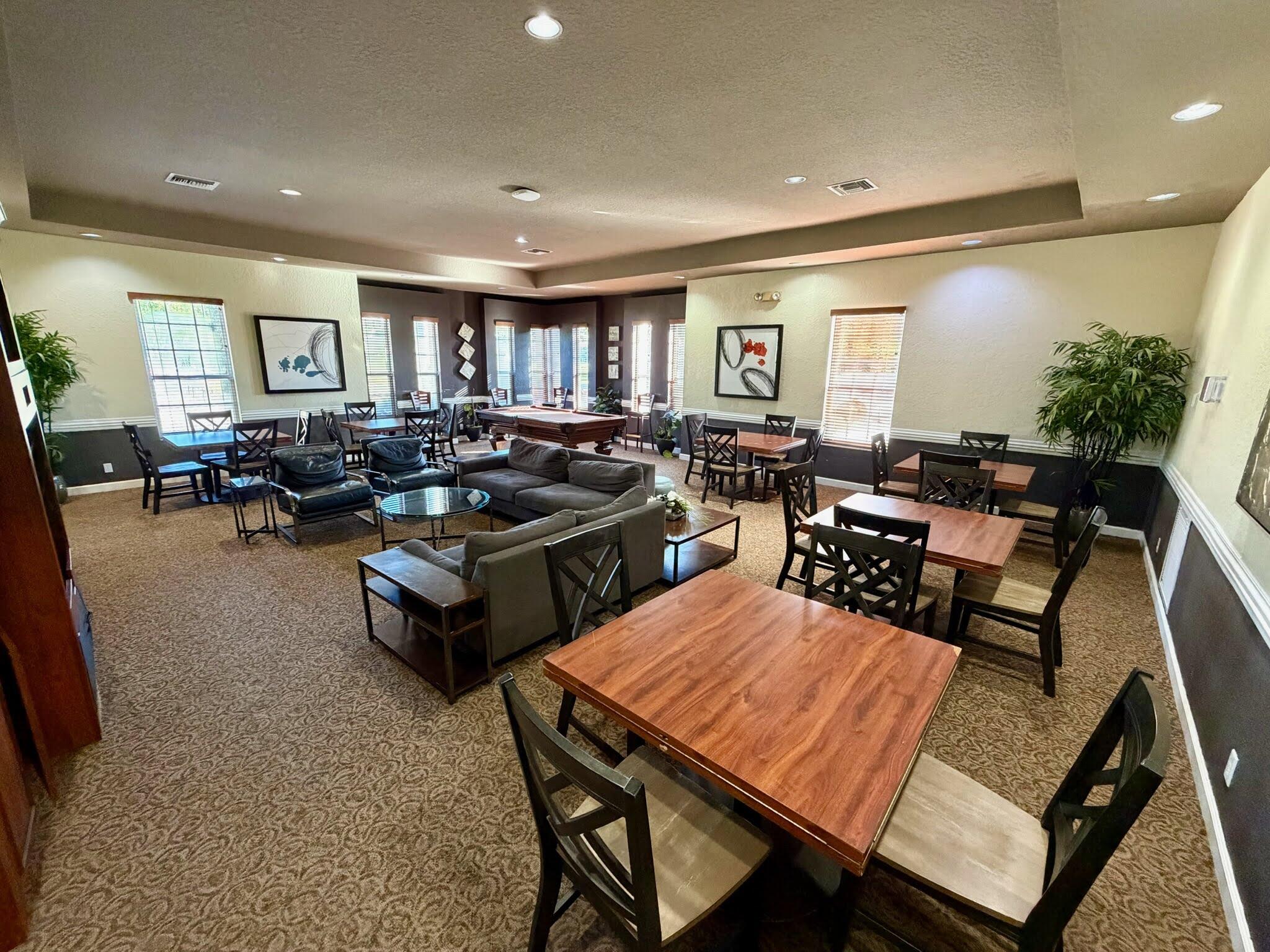 MIZNER POINTE OF BOCA VIA ANCHO - Residential