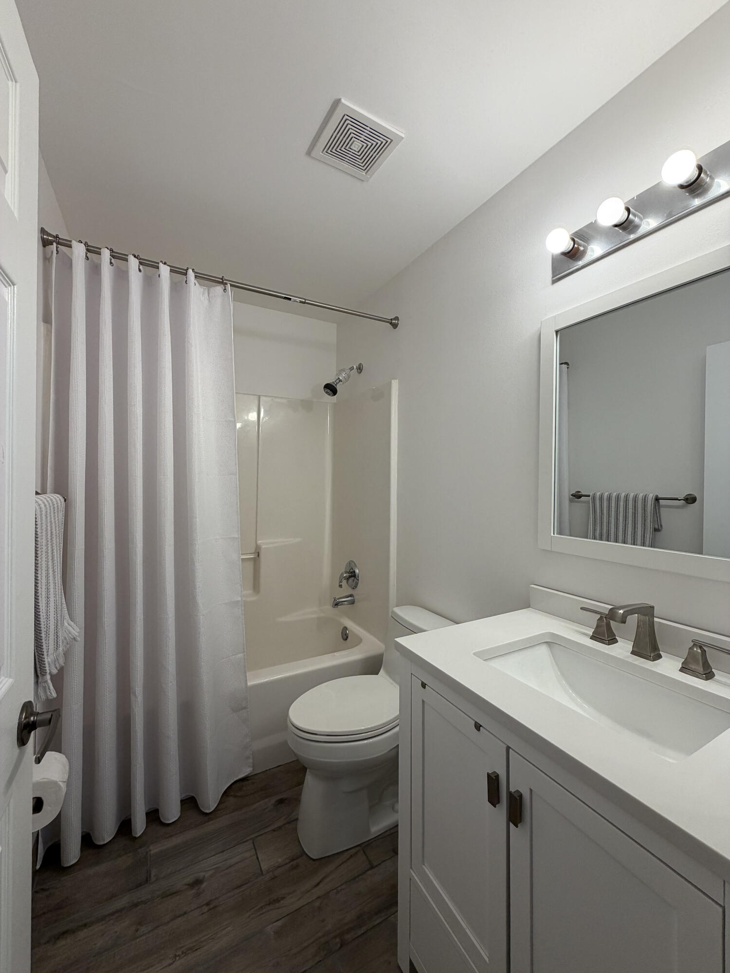 MIZNER POINTE OF BOCA VIA ANCHO - Residential
