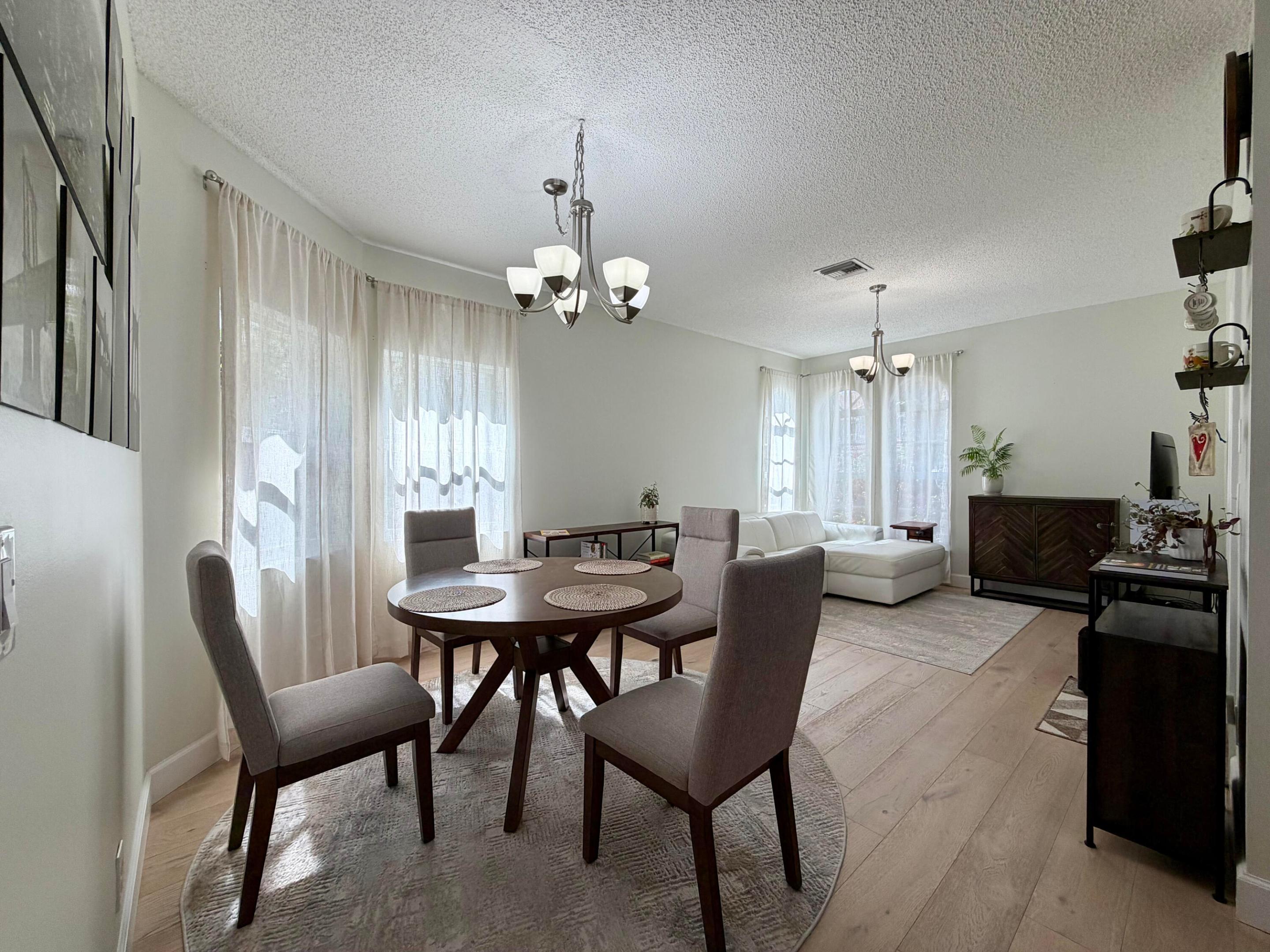 MIZNER POINTE OF BOCA VIA ANCHO - Residential