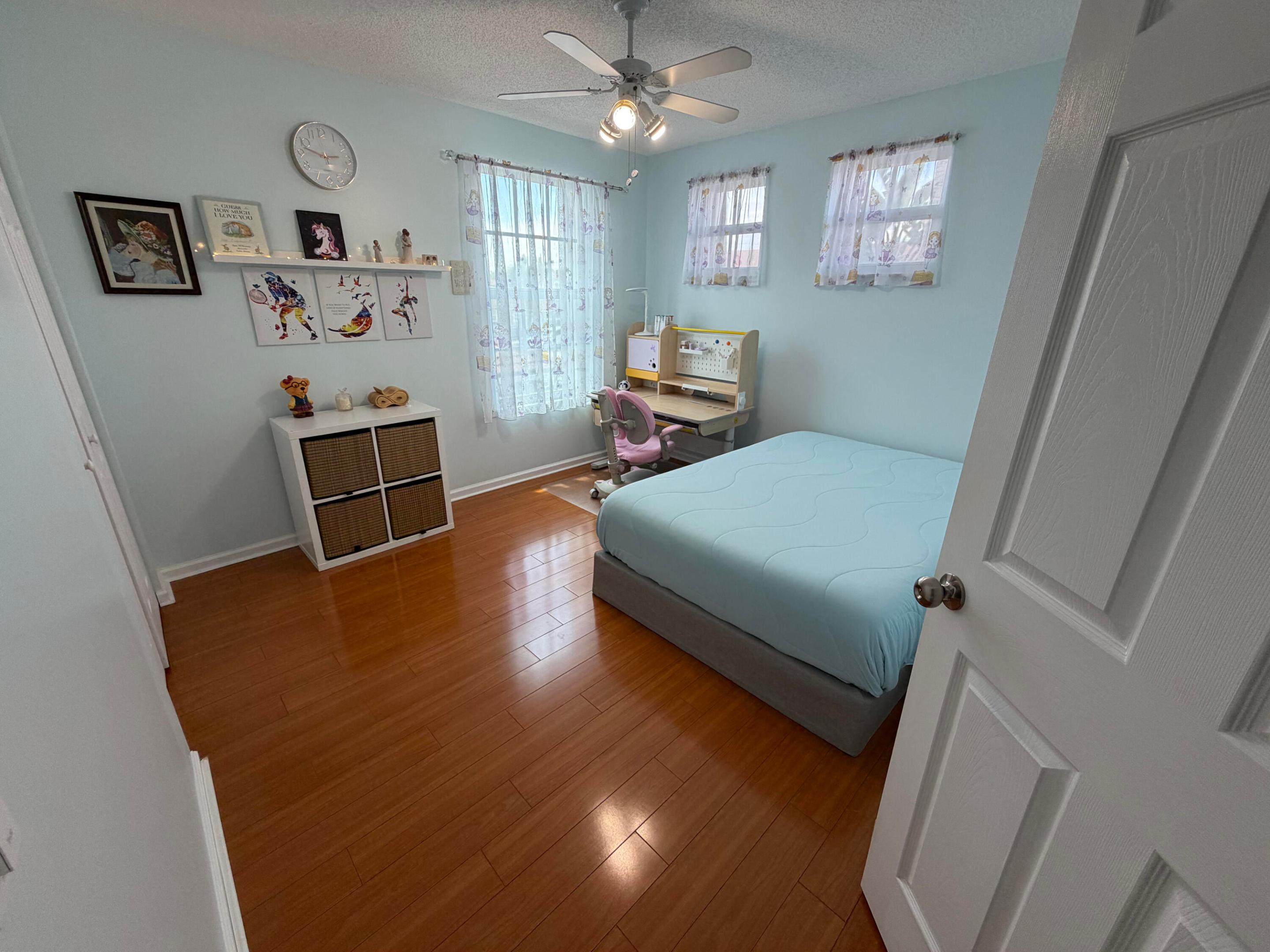 MIZNER POINTE OF BOCA VIA ANCHO - Residential
