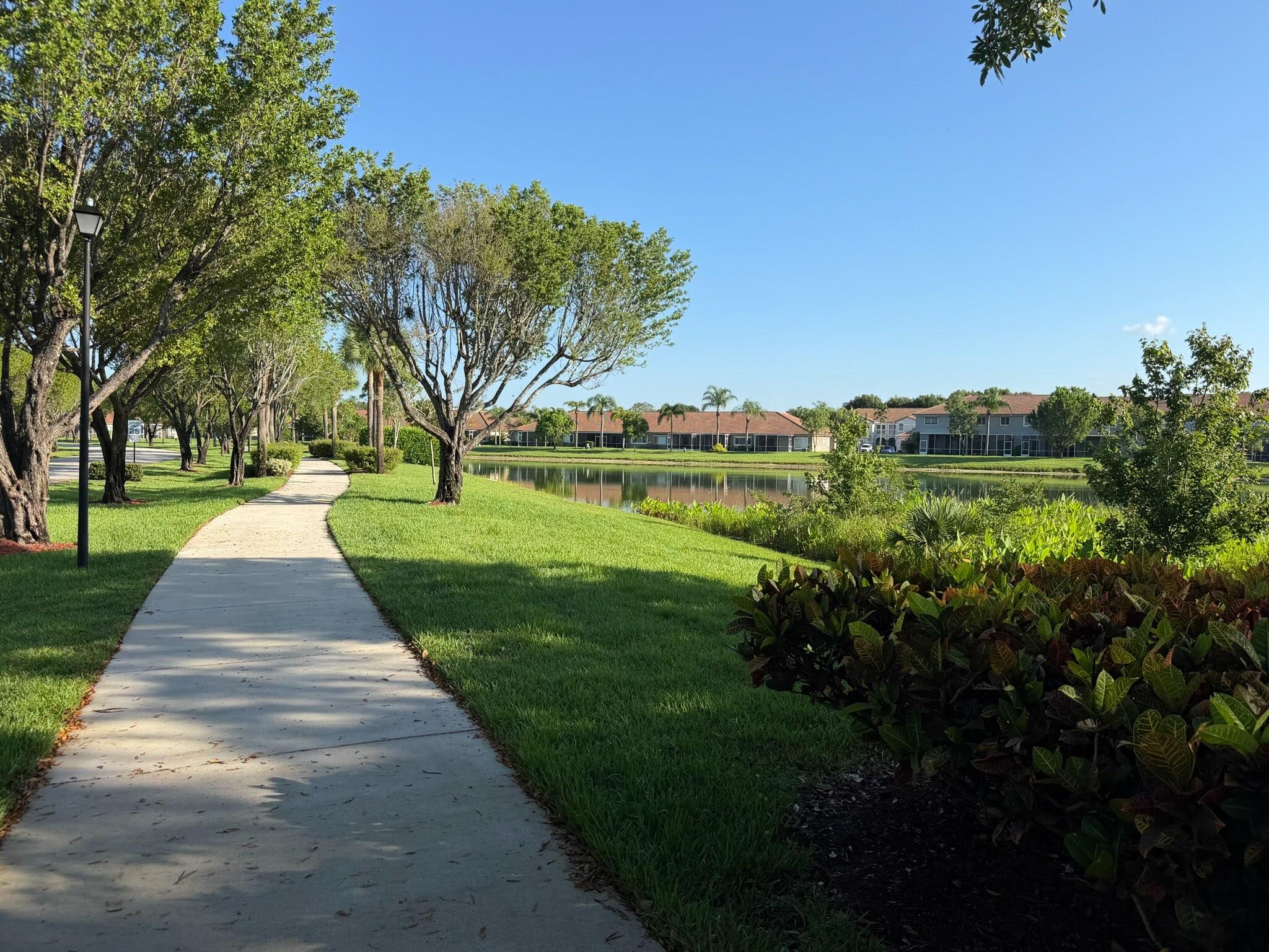 MIZNER POINTE OF BOCA VIA ANCHO - Residential