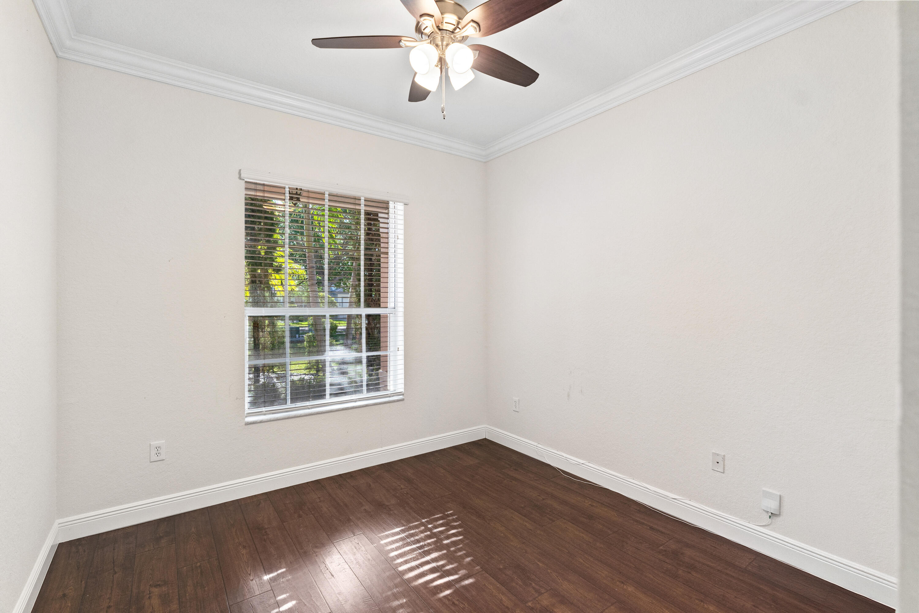 SUNSET LAKES PLAT THREE - Residential