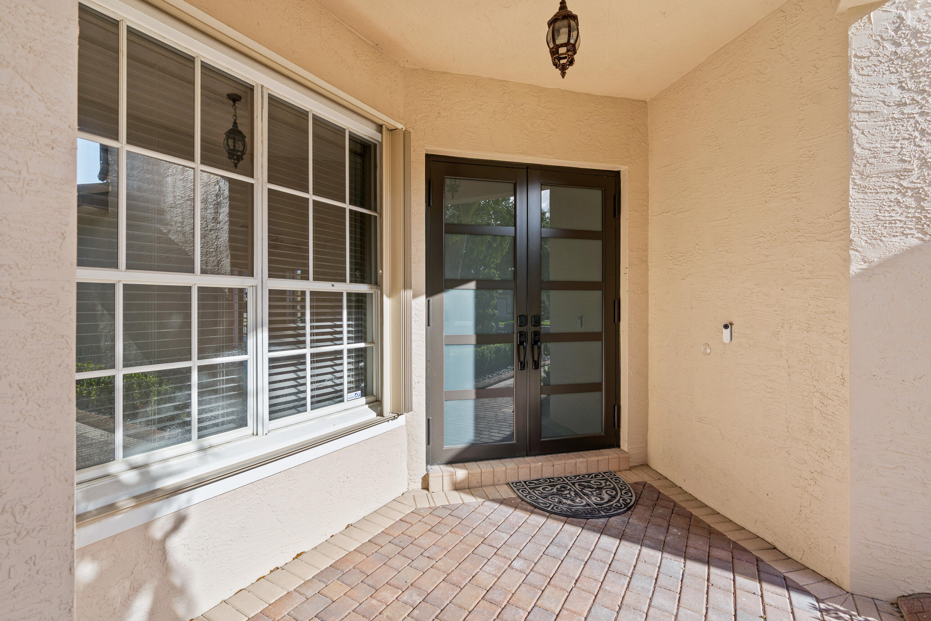 SUNSET LAKES PLAT THREE - Residential