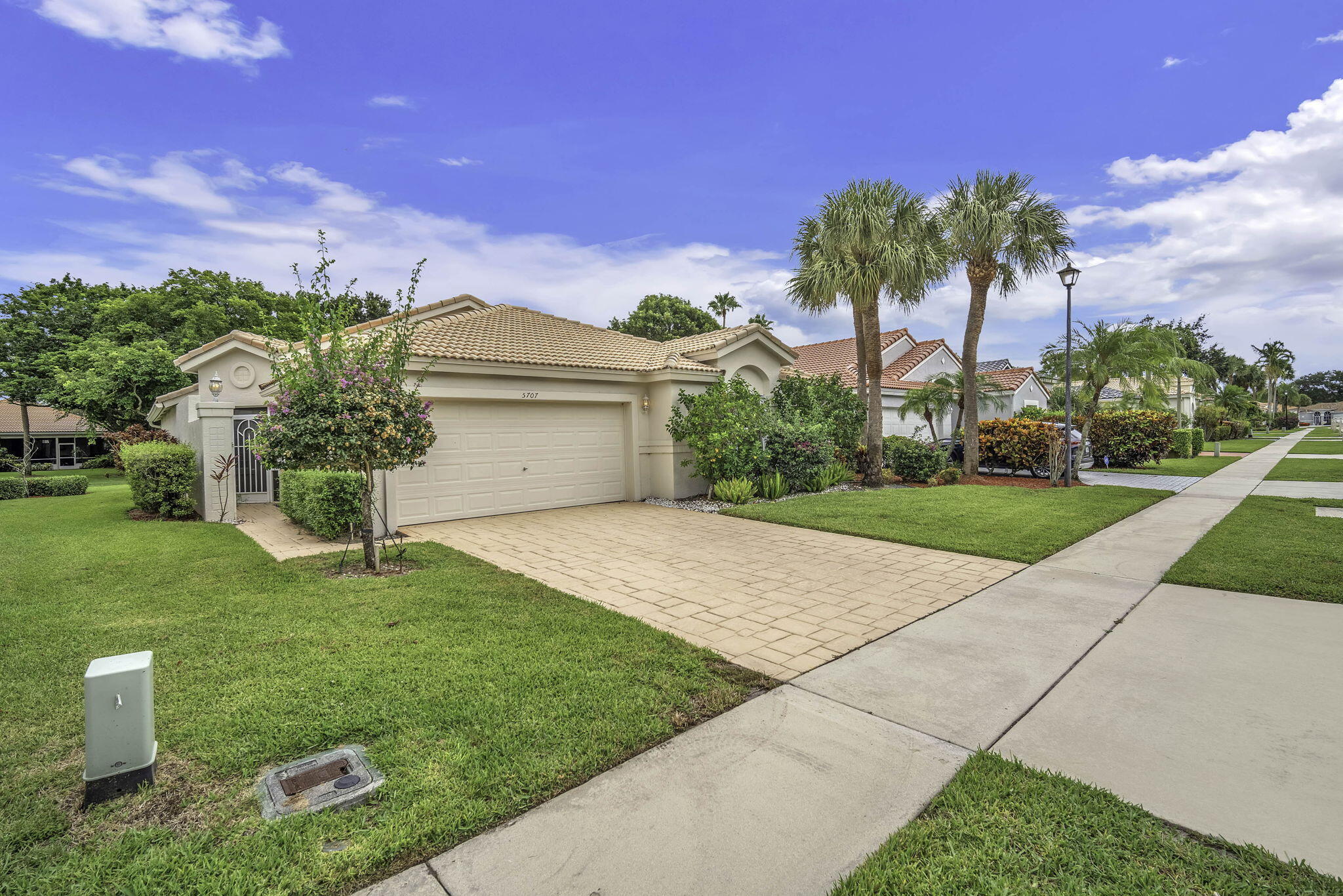 MAJESTIC ISLES 1 - Residential