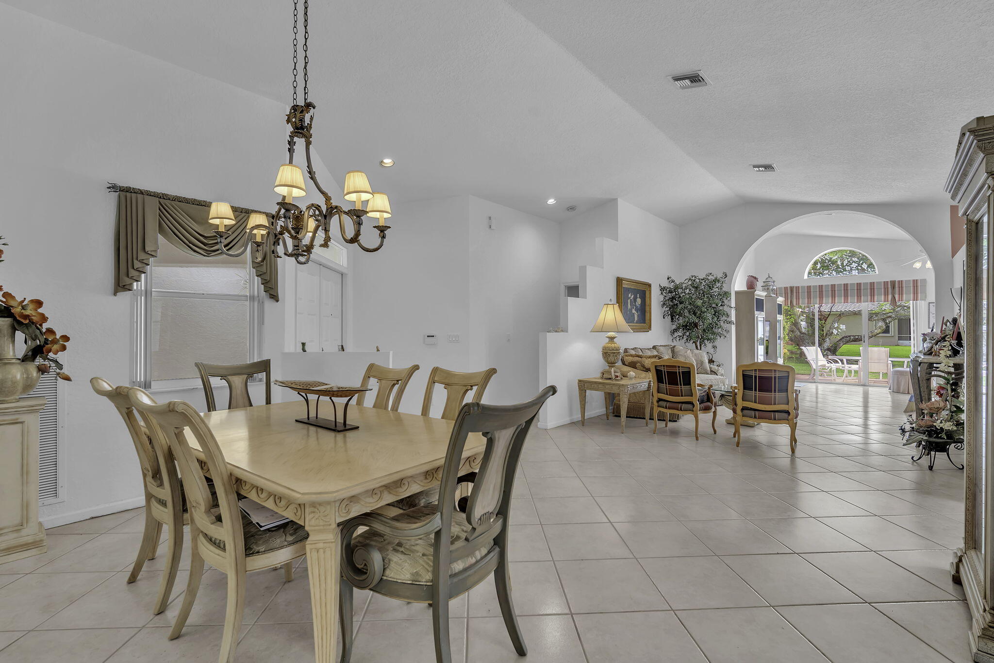 MAJESTIC ISLES 1 - Residential