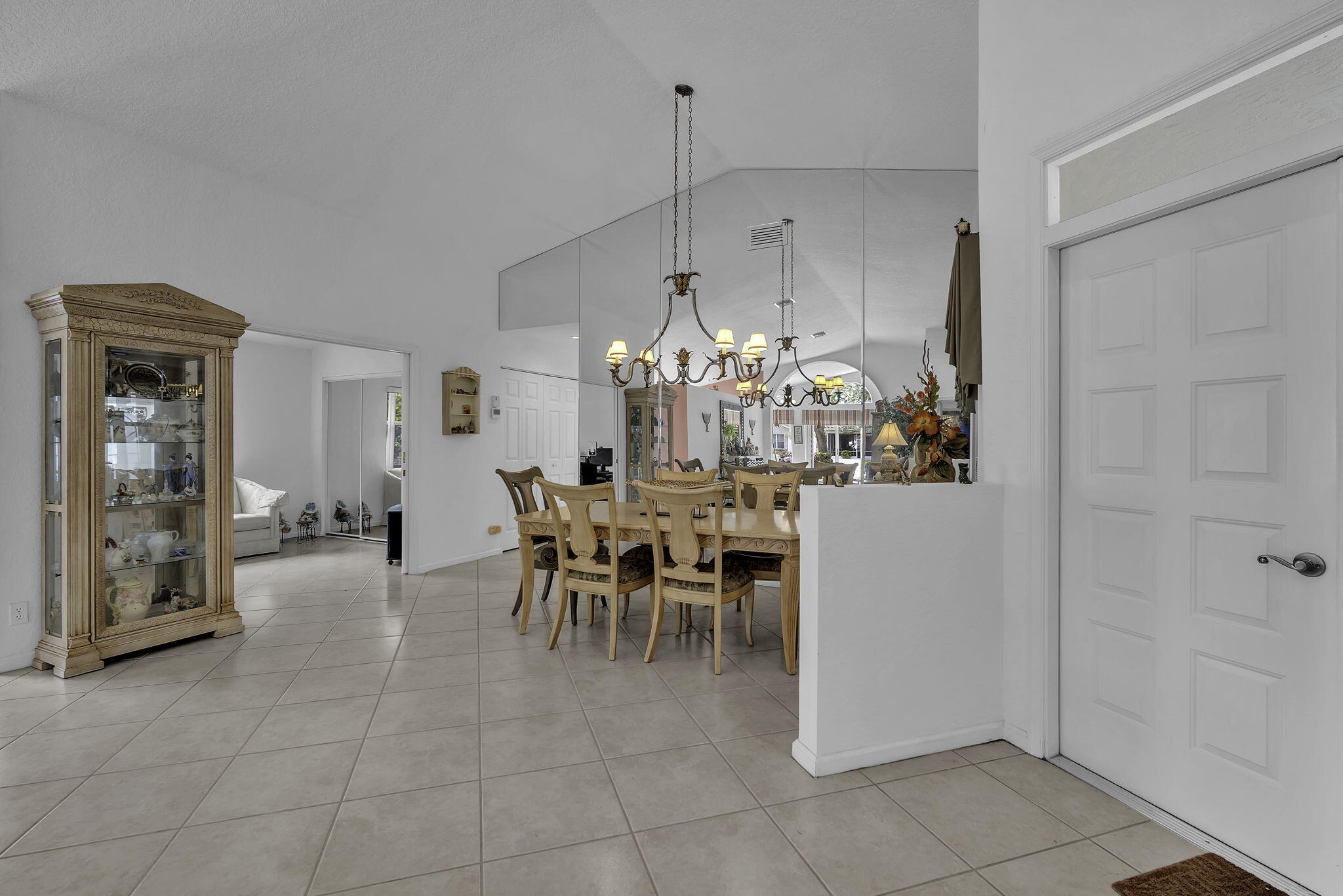 MAJESTIC ISLES 1 - Residential