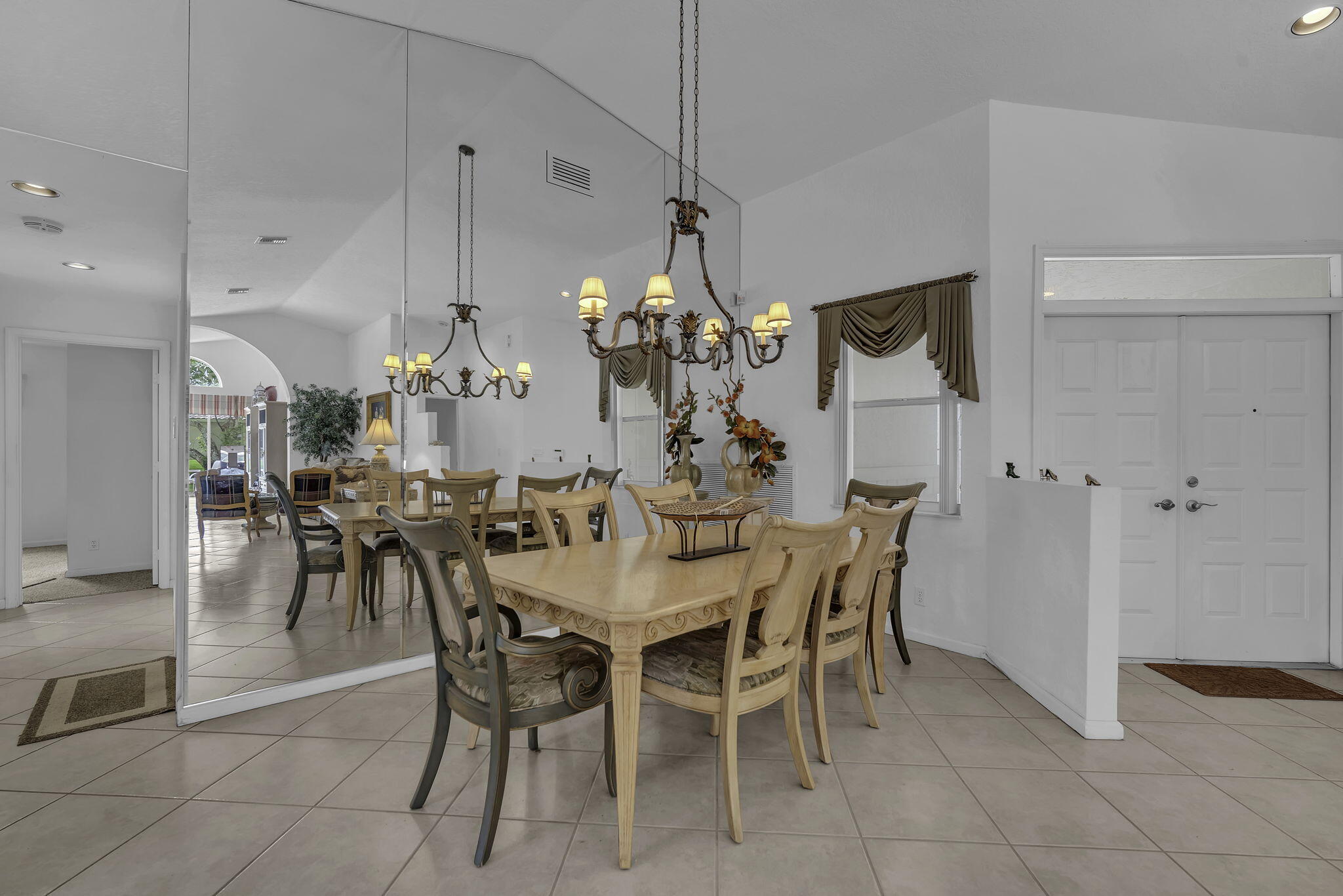 MAJESTIC ISLES 1 - Residential