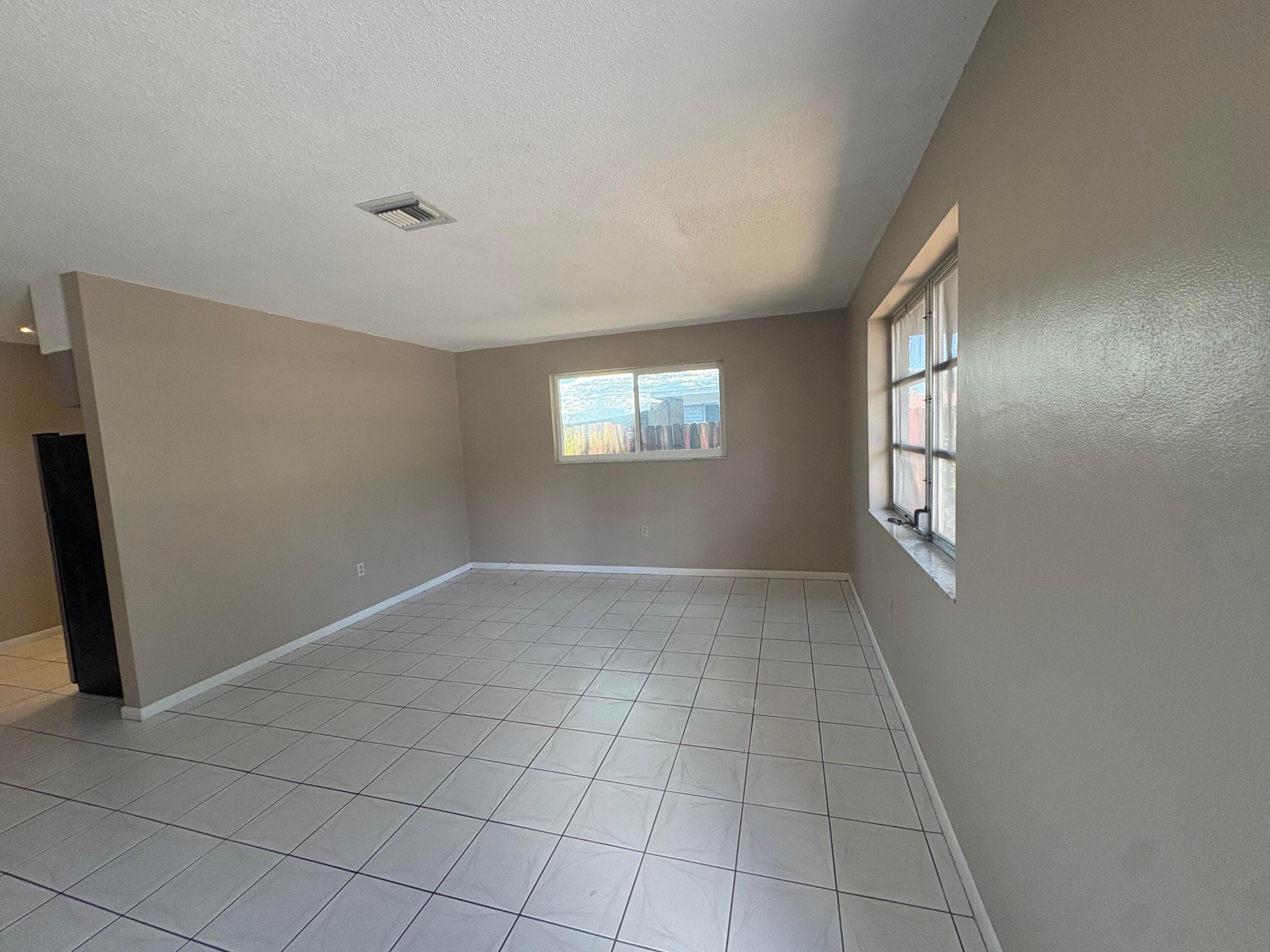 CORAL HEIGHTS - Residential Lease