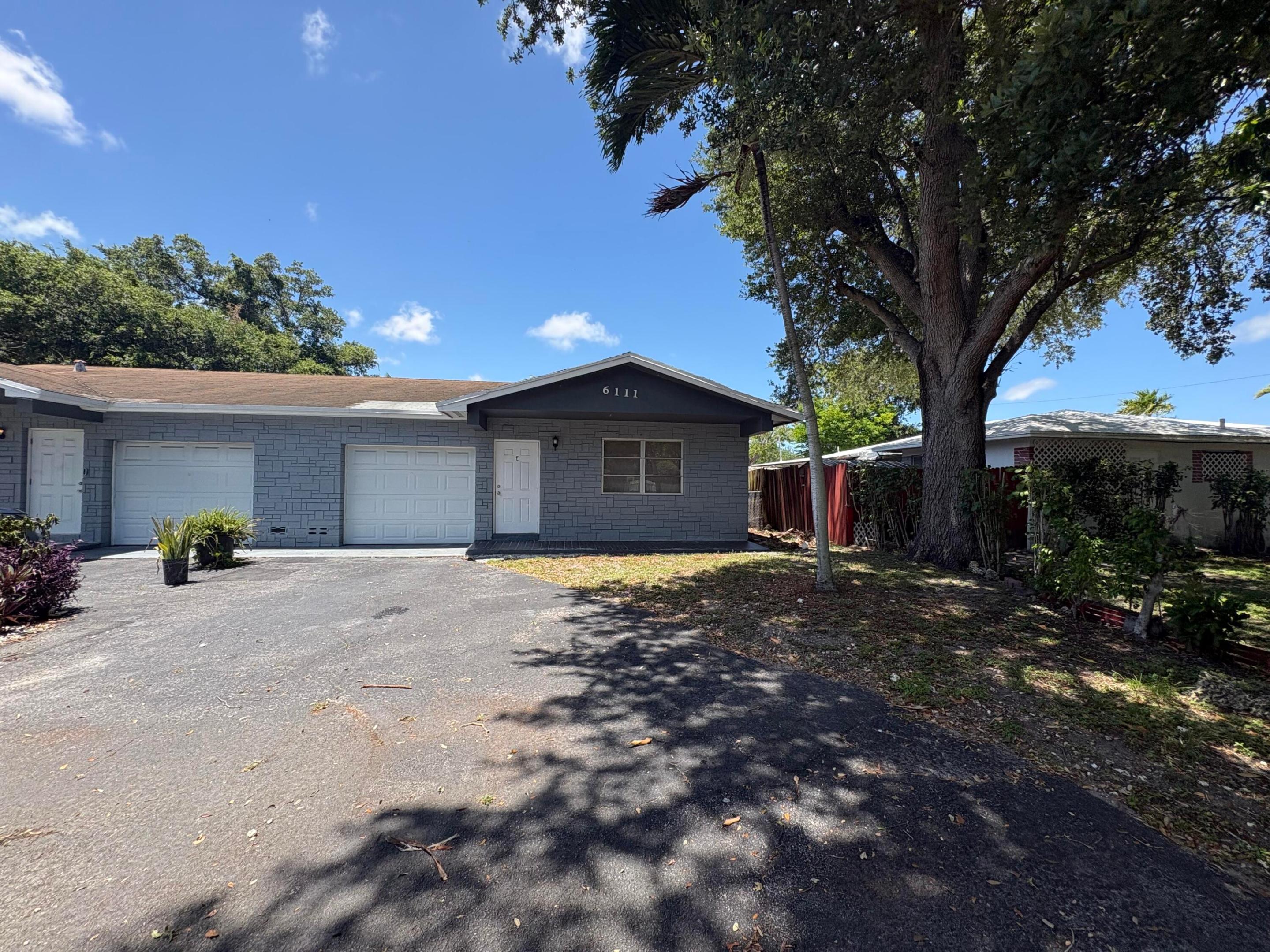 CORAL HEIGHTS - Residential Lease
