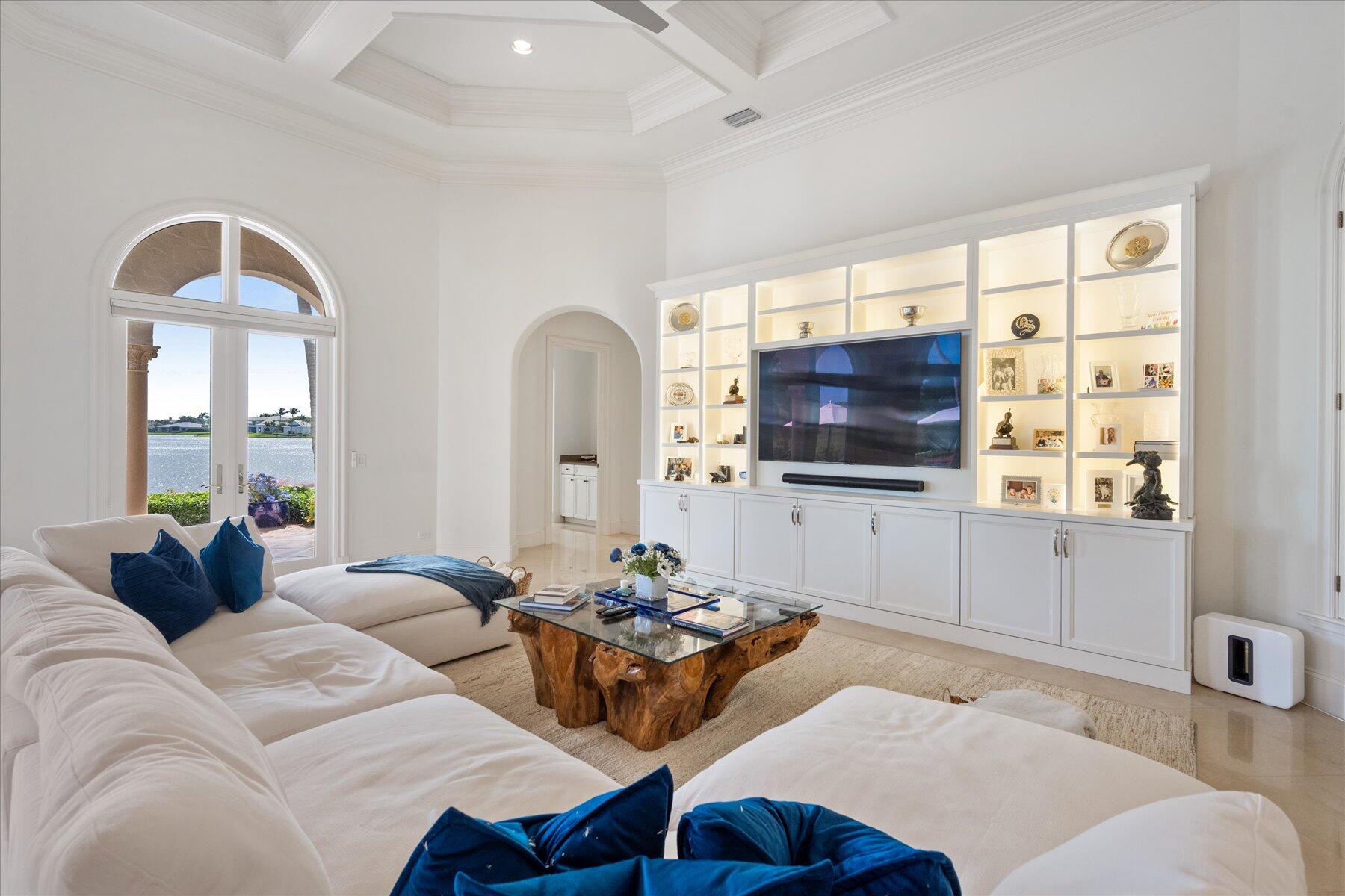 THE LOXAHATCHEE CLUB - Residential