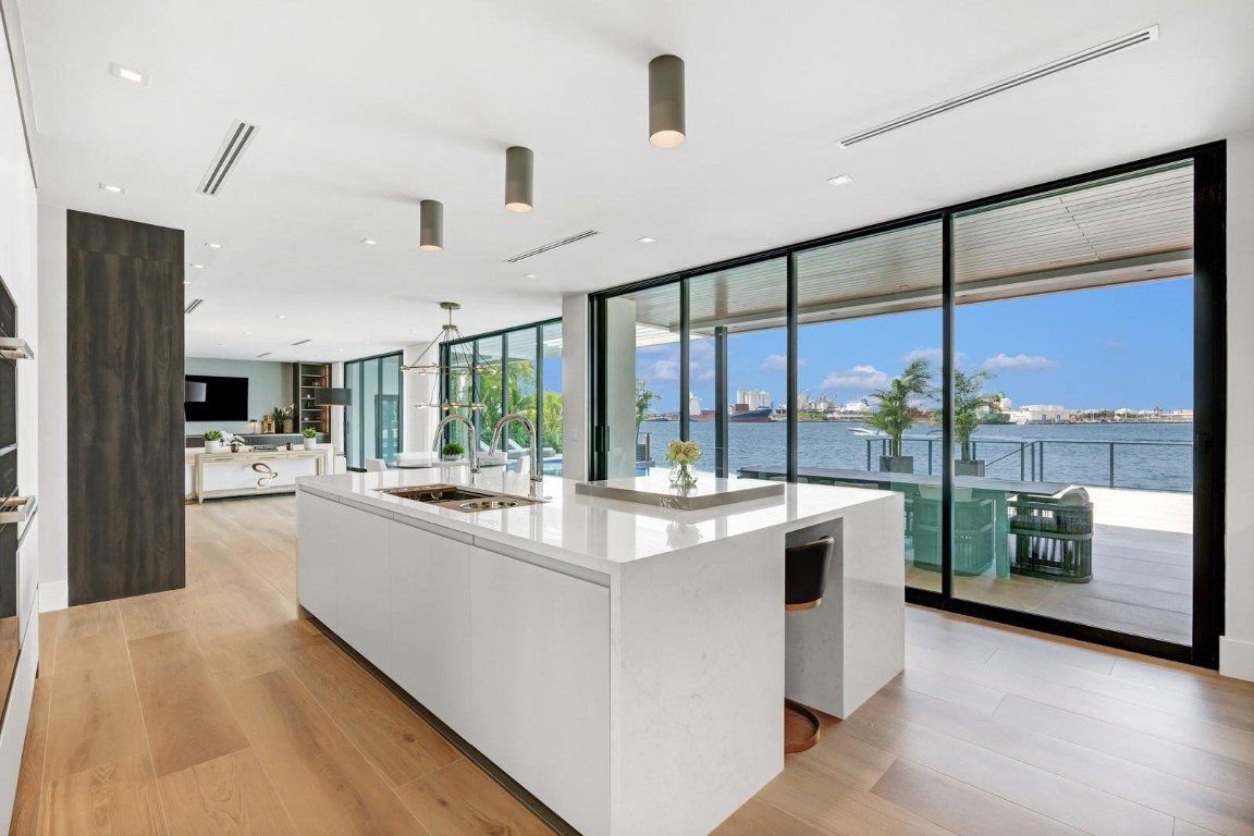 HARBOUR HEIGHTS ADD - Residential