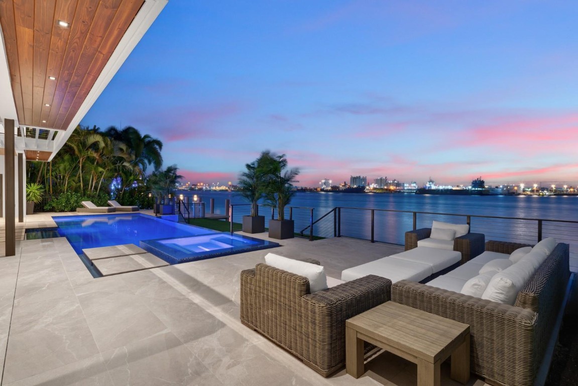 HARBOUR HEIGHTS ADD - Residential