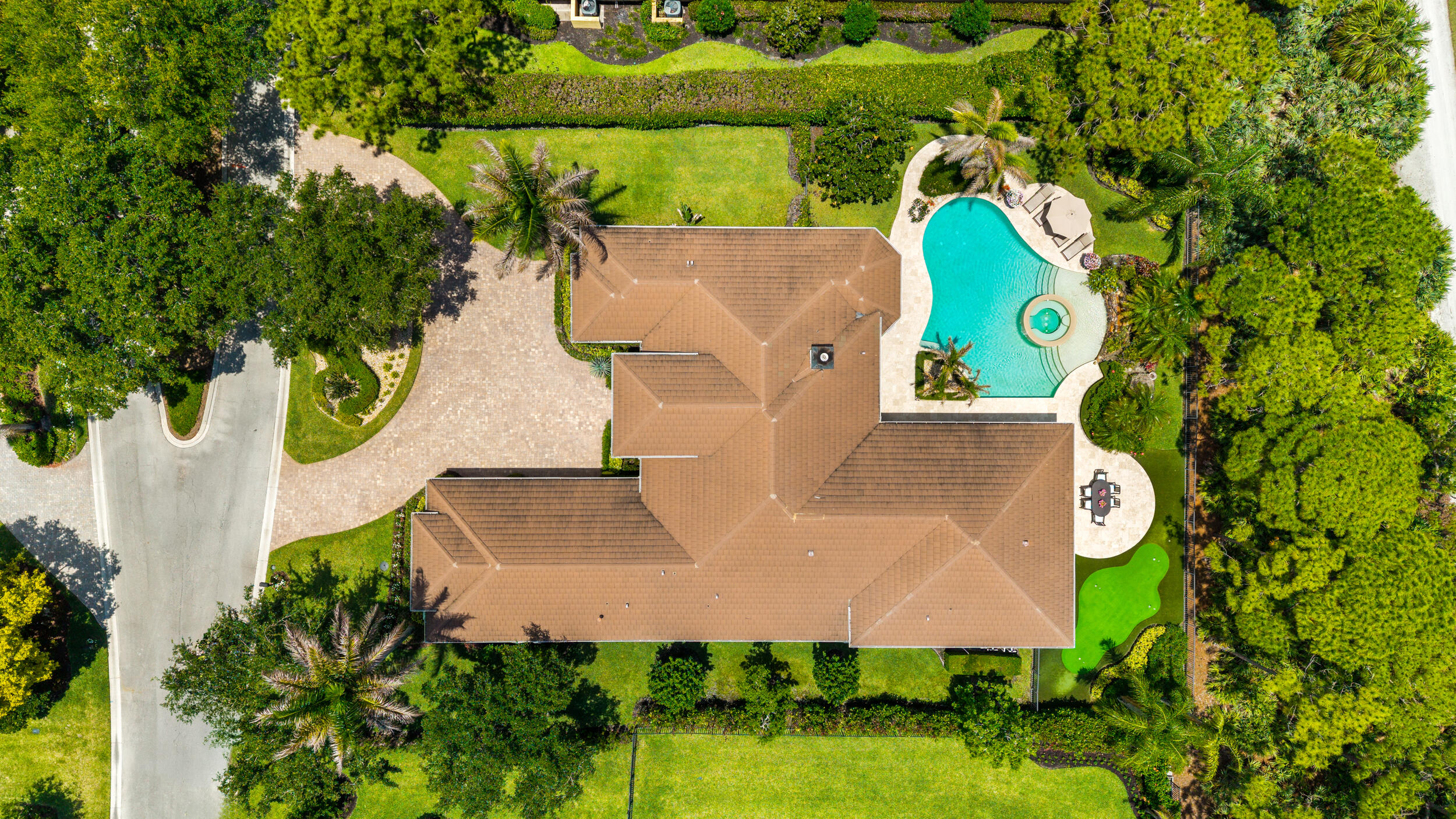 MEDALIST CLUB - Residential